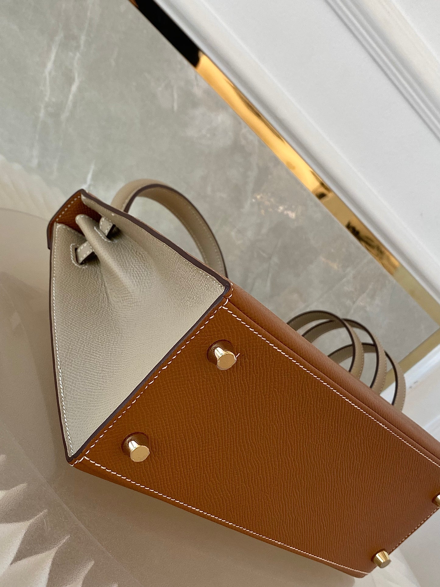 HERMES Kelly 25 Gold in Craie Epsom Leather GHW