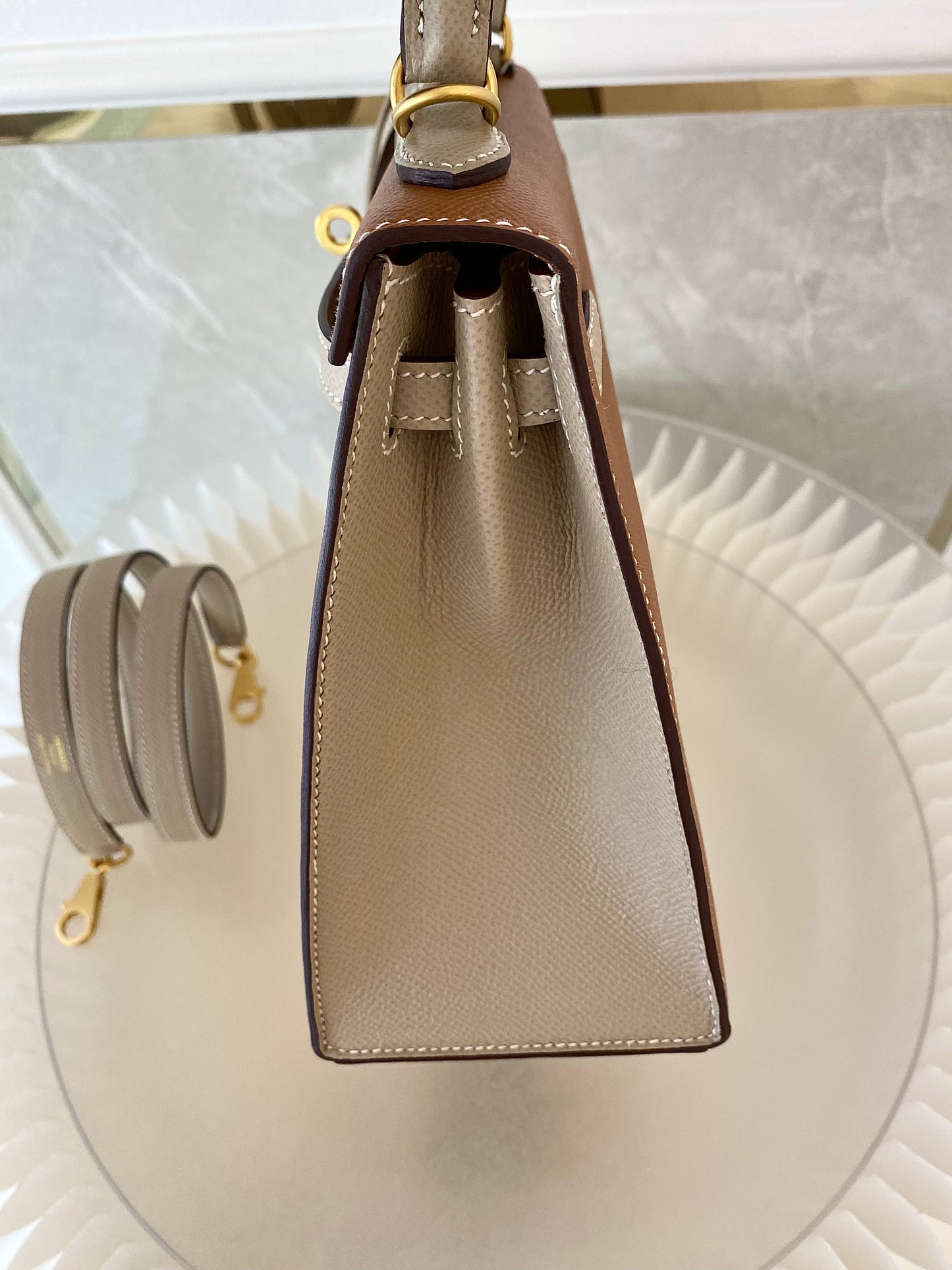 HERMES Kelly 25 Gold in Craie Epsom Leather GHW