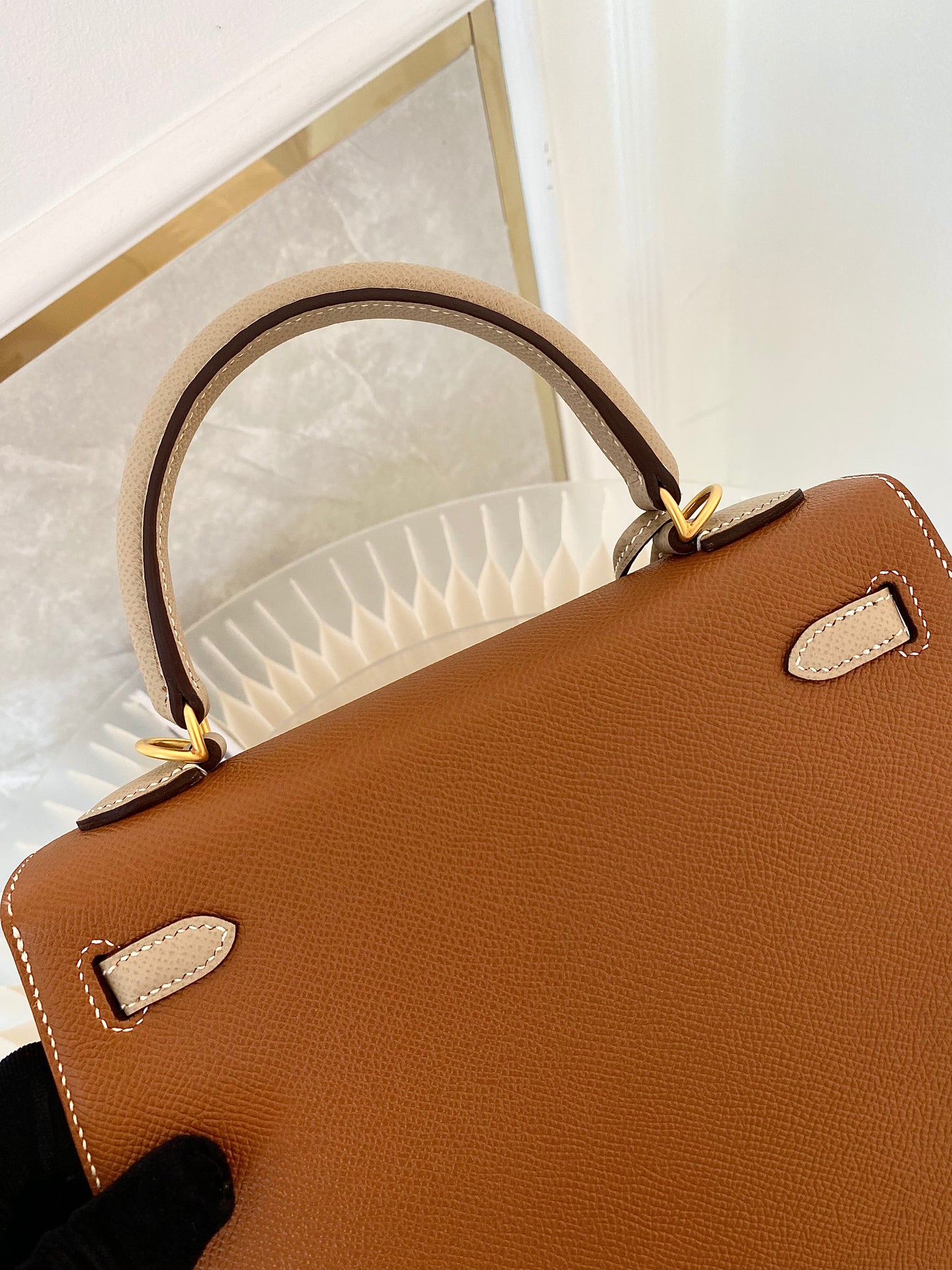 HERMES Kelly 25 Gold in Craie Epsom Leather GHW