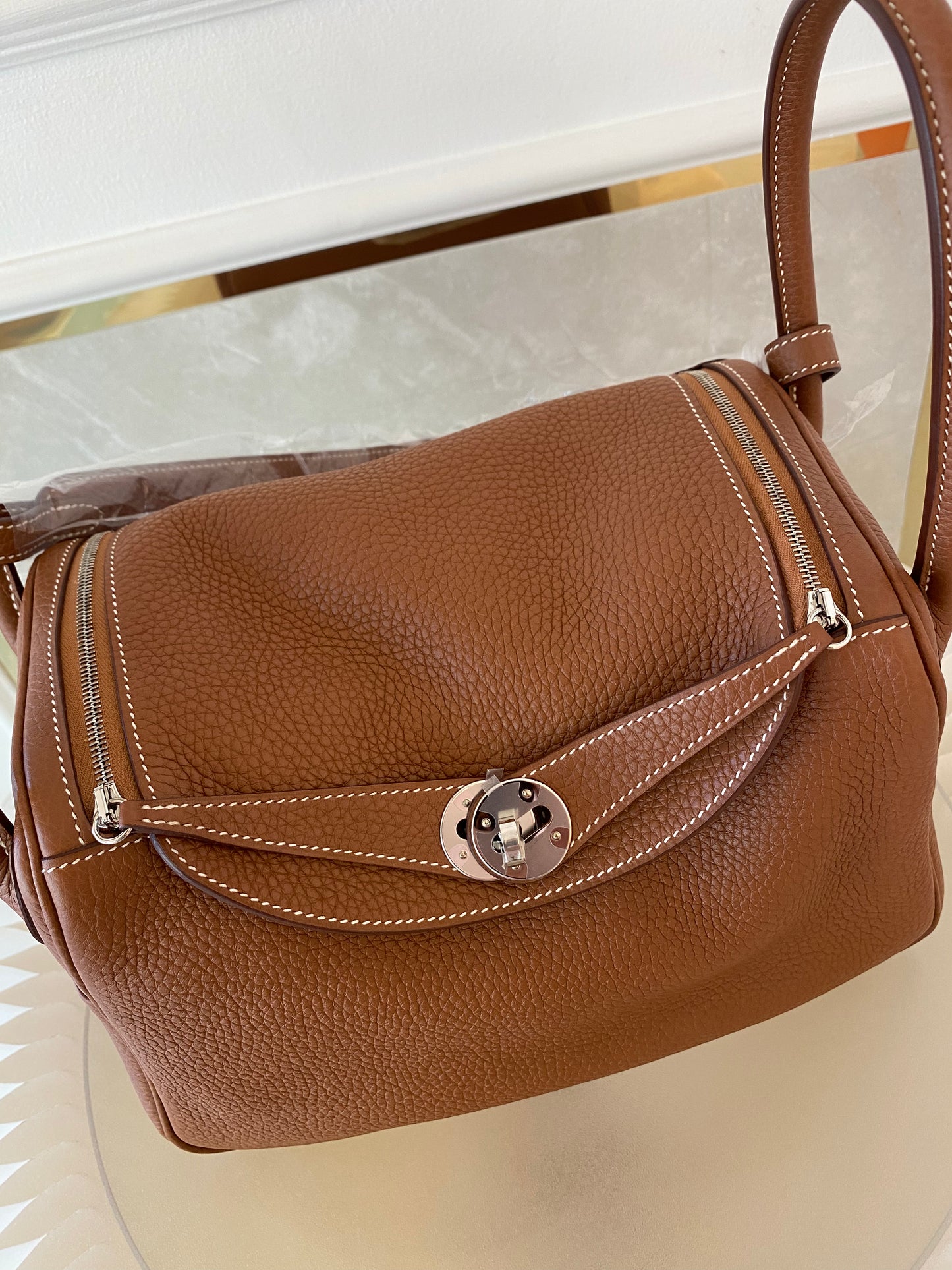 HERMES Lindy 26 Gold Tan PHW