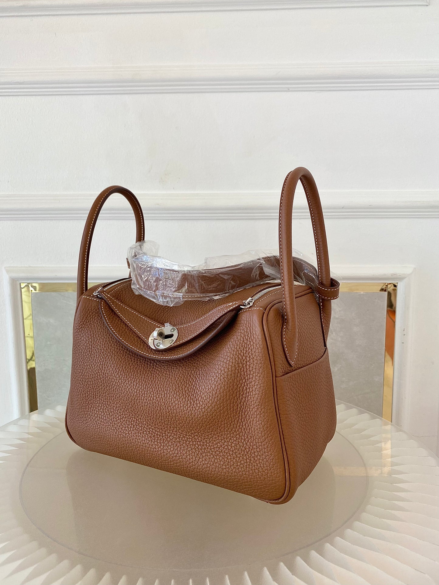 HERMES Lindy 26 Gold Tan PHW