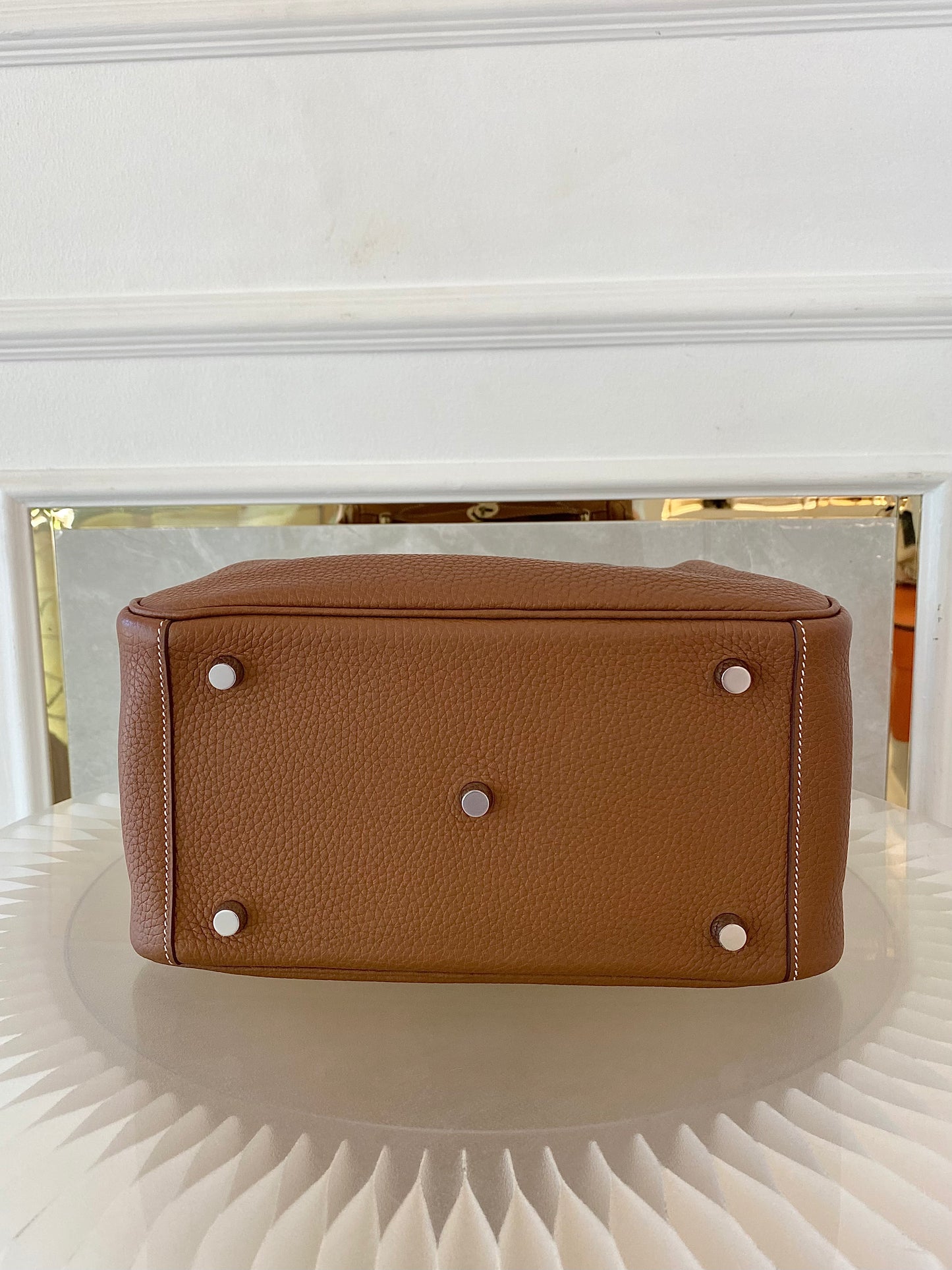HERMES Lindy 26 Gold Tan PHW