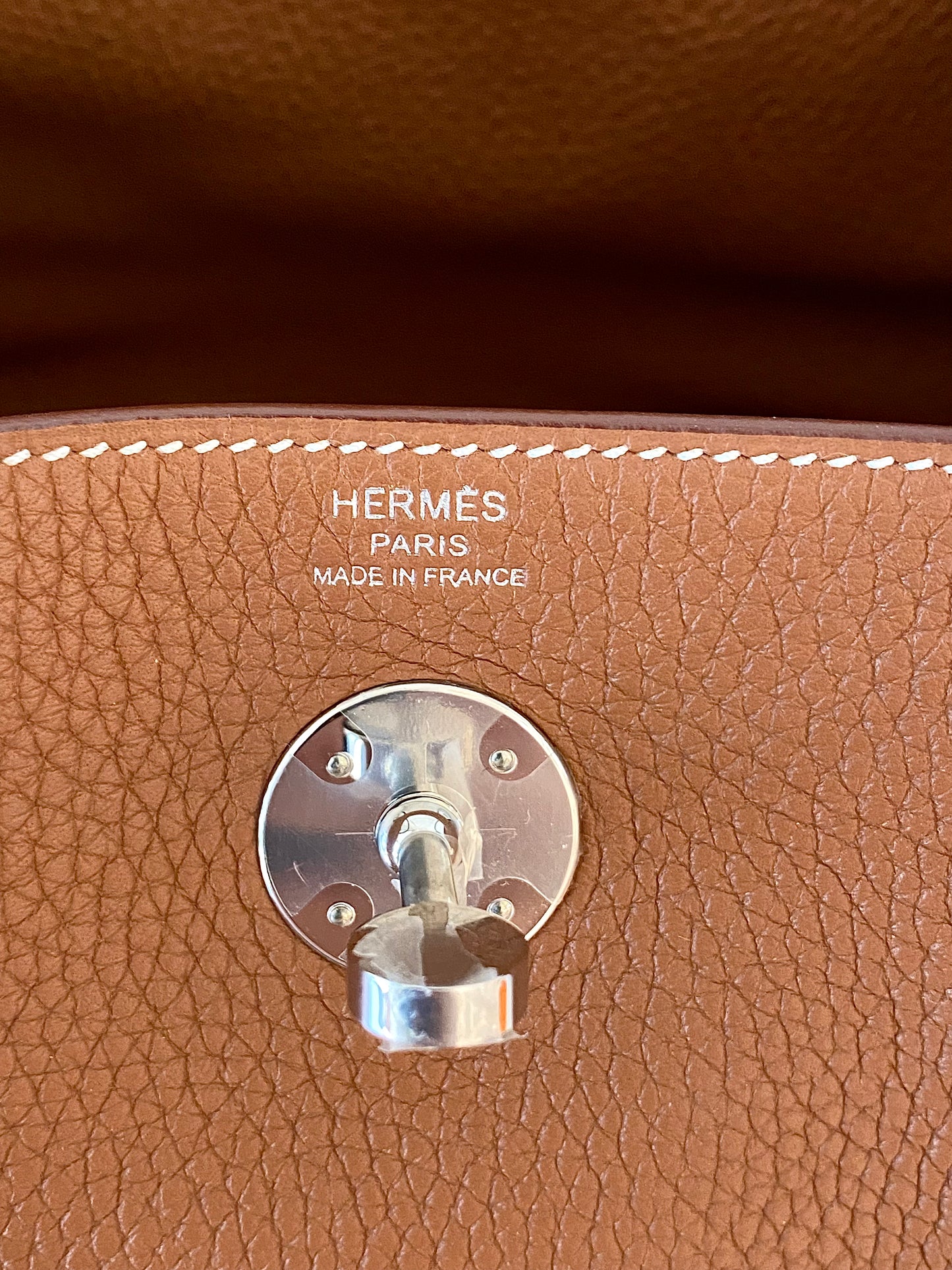 HERMES Lindy 26 Gold Tan PHW