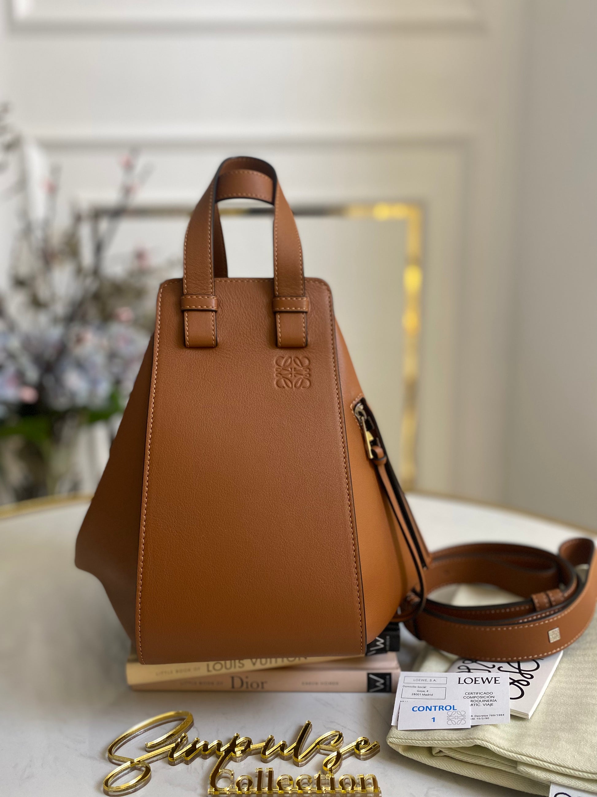 Loewe Hammock Small Tan