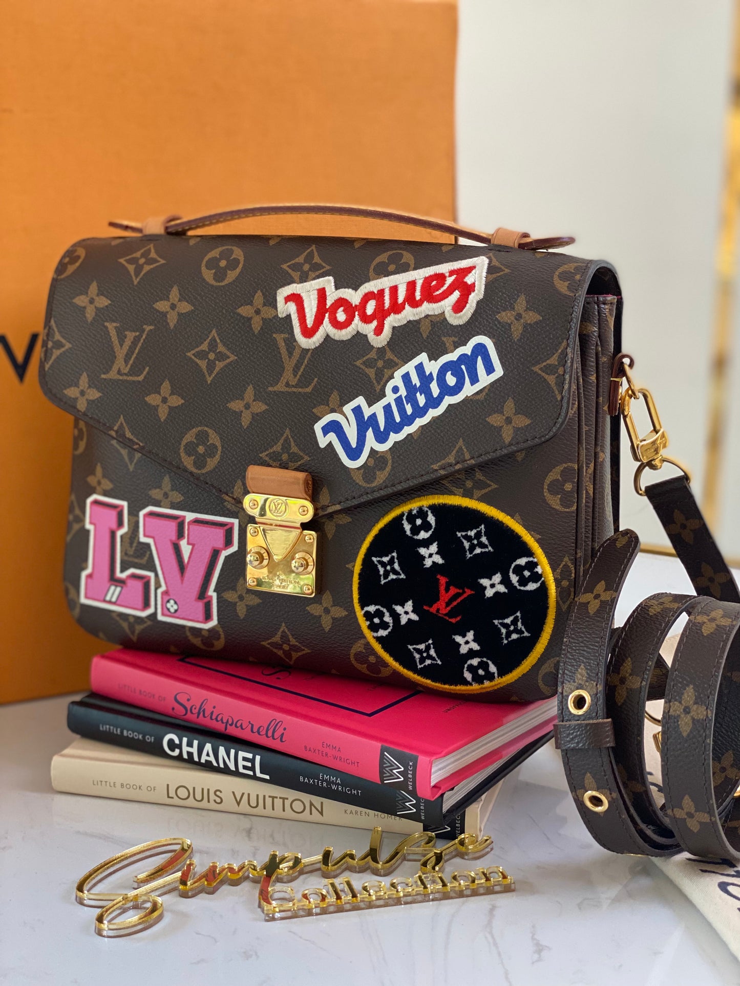 L V Monogram Patches Pochette Metis