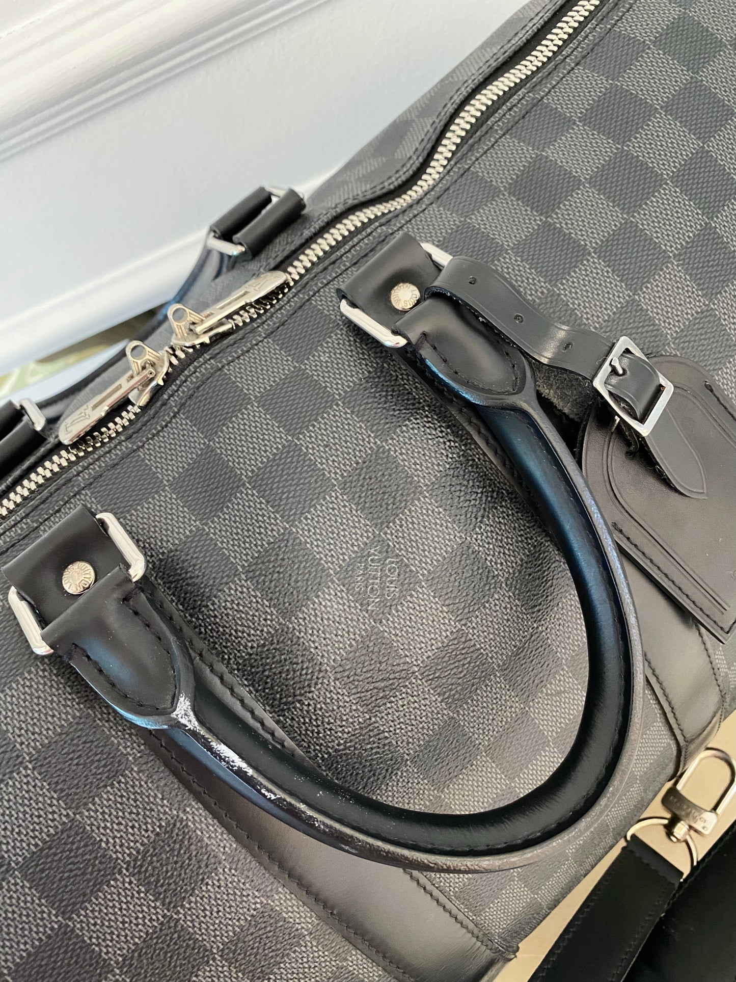 LOUIS VUITTON Keepall 45 Damier Graphite