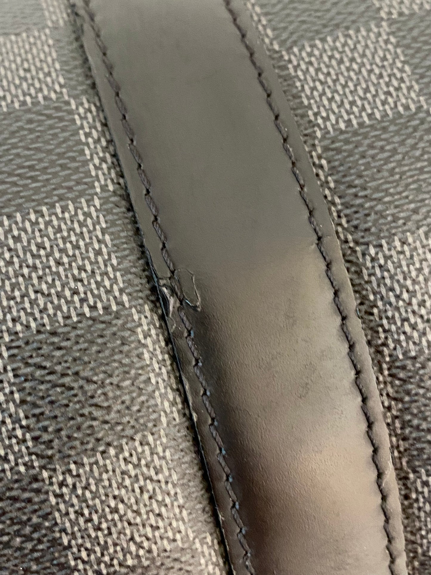LOUIS VUITTON Keepall 45 Damier Graphite