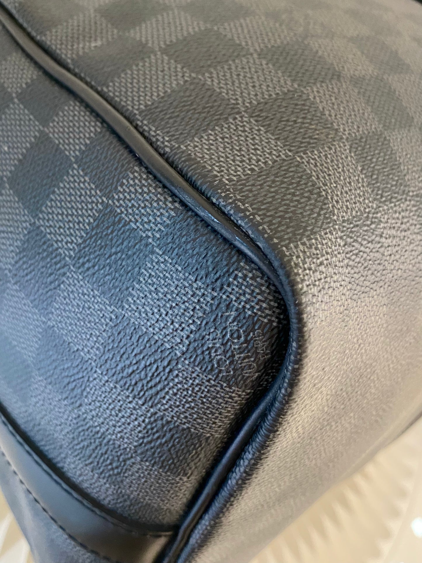 LOUIS VUITTON Keepall 45 Damier Graphite