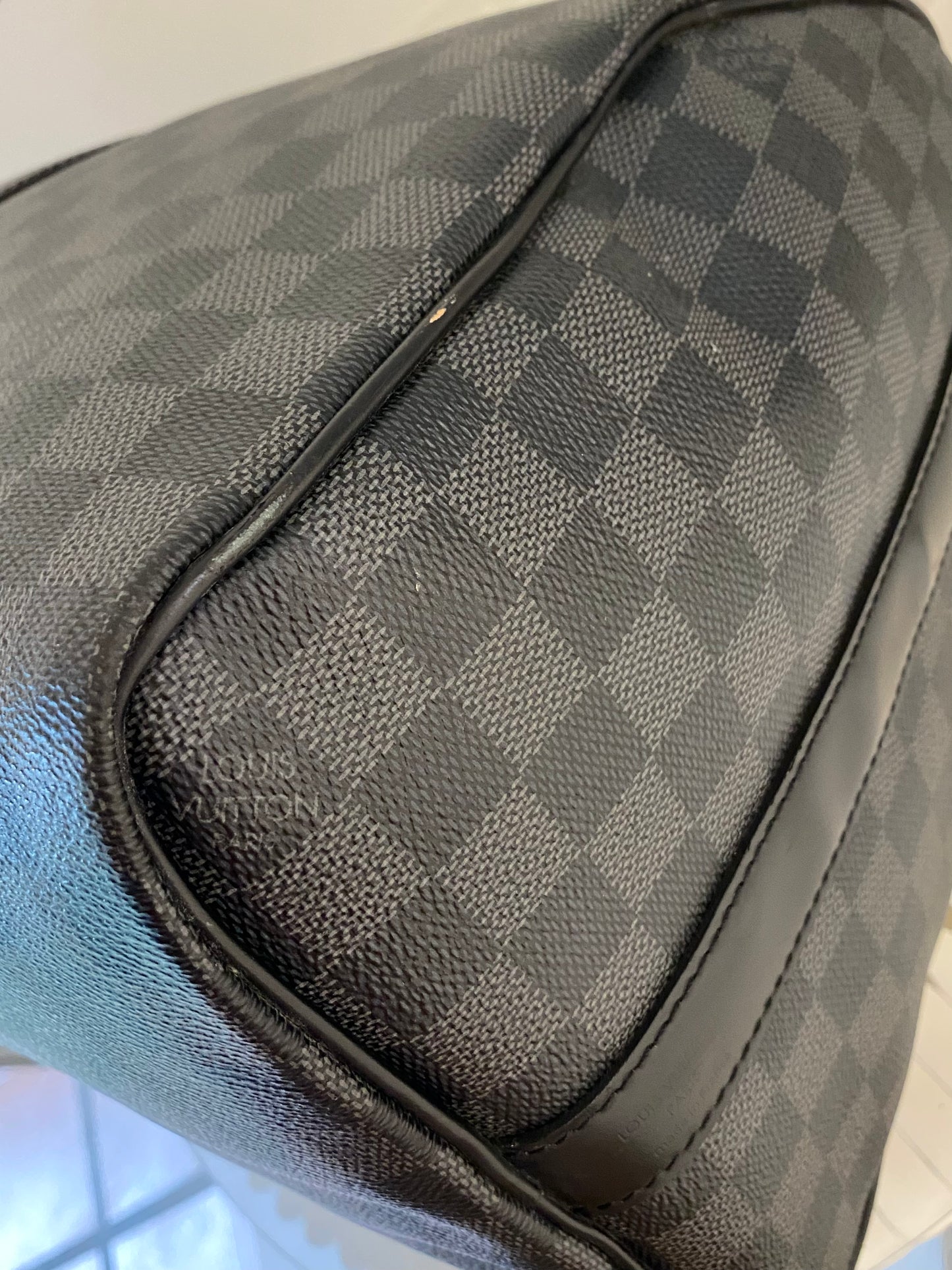 LOUIS VUITTON Keepall 45 Damier Graphite