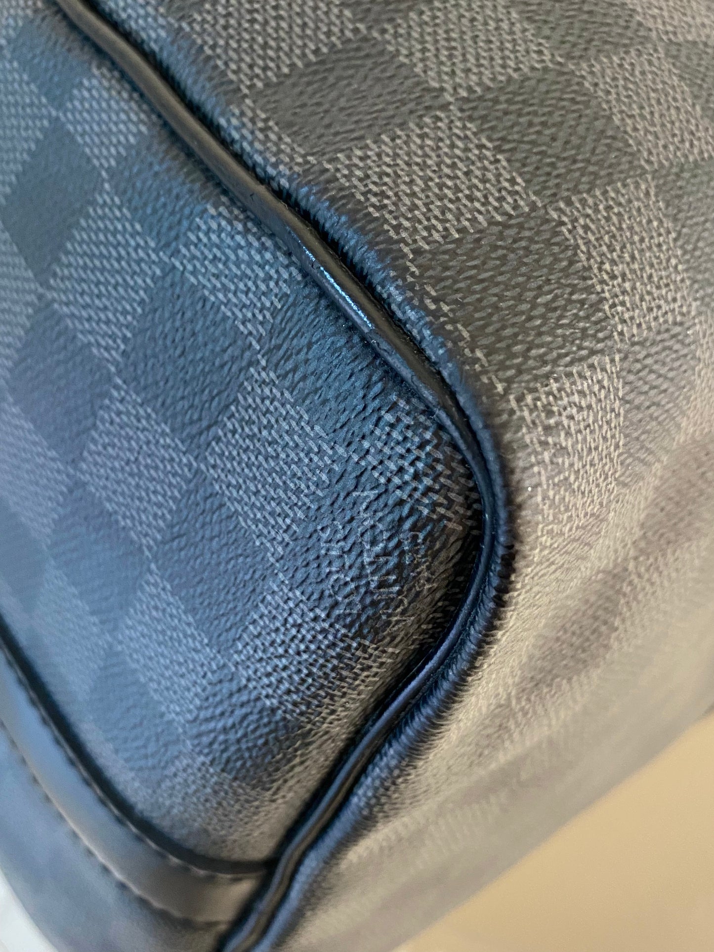 LOUIS VUITTON Keepall 45 Damier Graphite