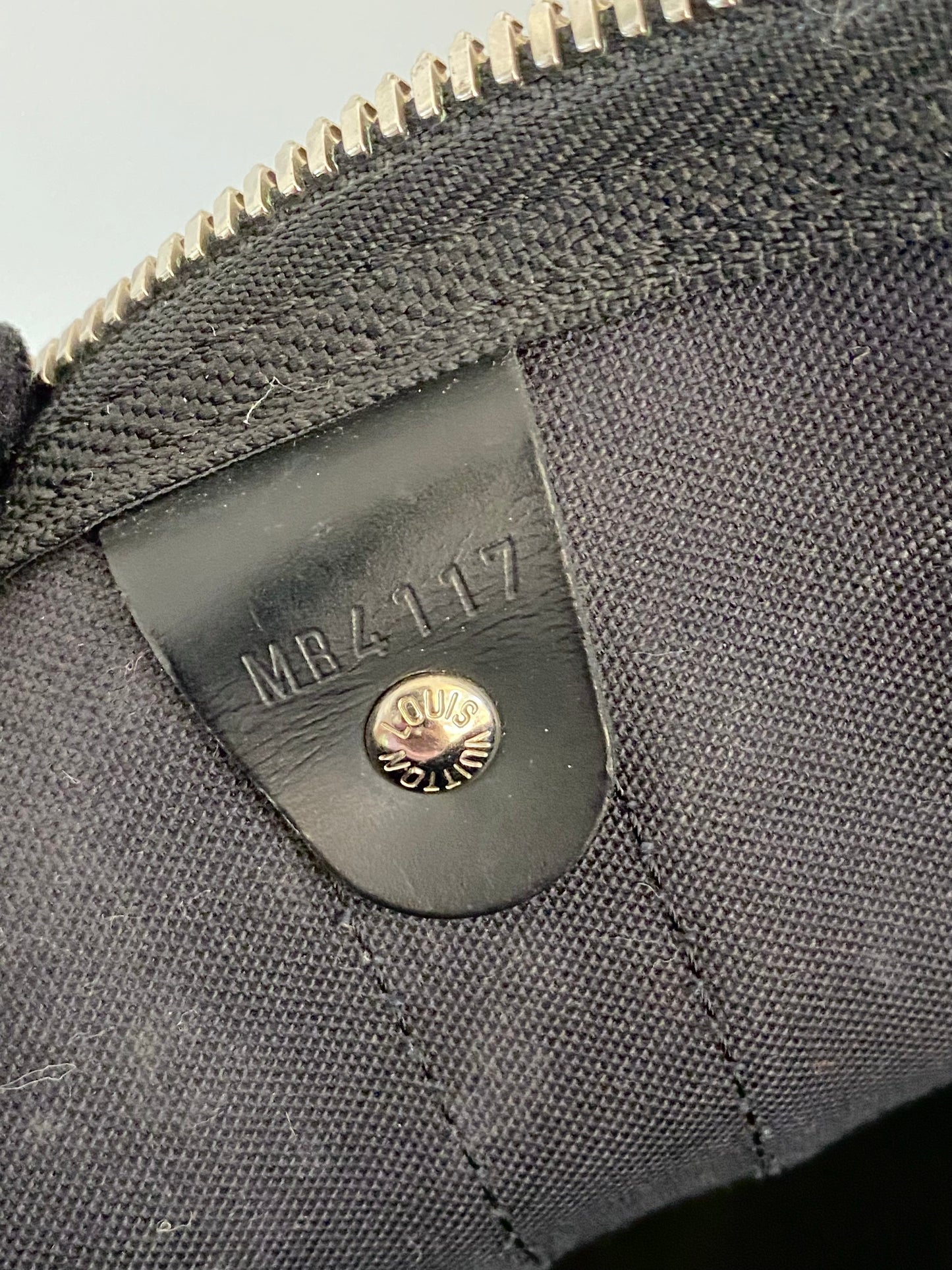 LOUIS VUITTON Keepall 45 Damier Graphite