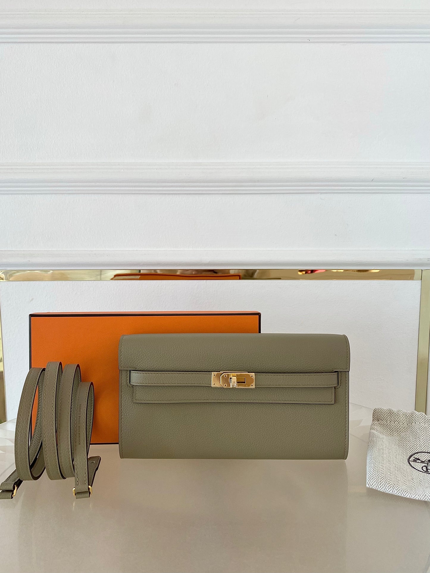 HERMES Kelly To Go Beige Marfa GHW