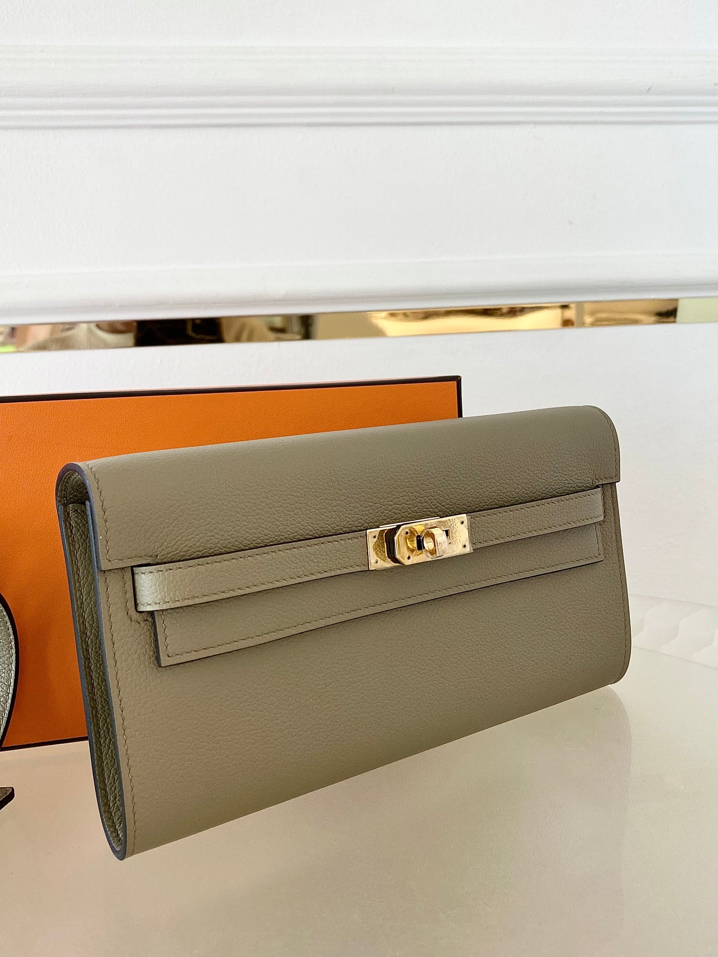 HERMES Kelly To Go Beige Marfa GHW