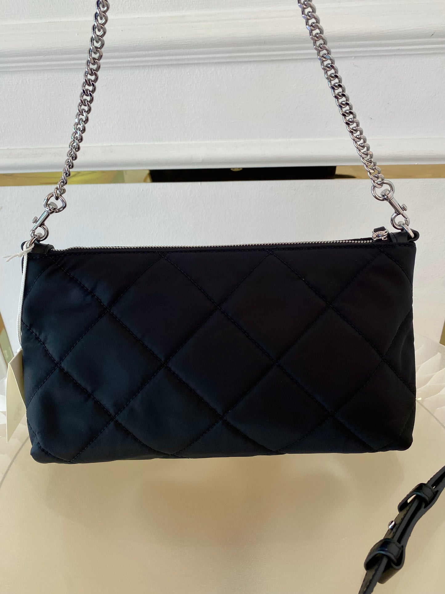 Tory Burch Willa Quilted Nylon Zip Shoulder Bag Brand
