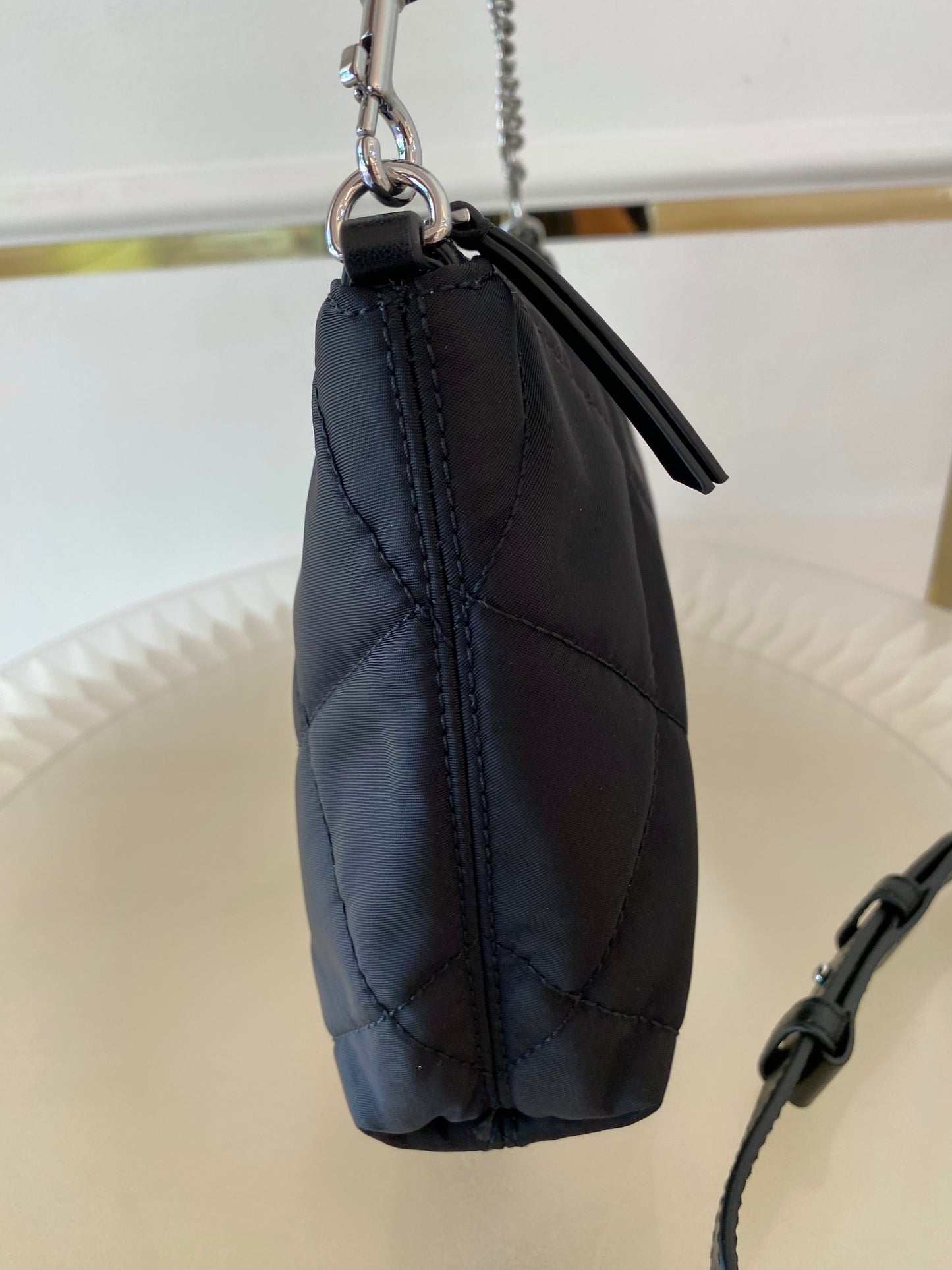 Tory Burch Willa Quilted Nylon Zip Shoulder Bag Brand