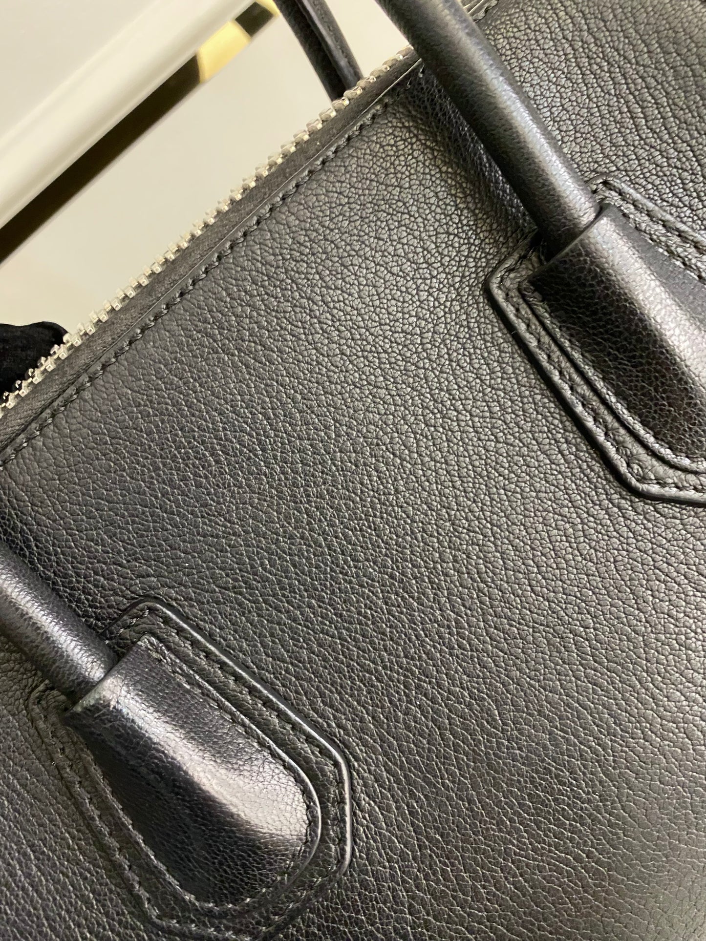 GIVENCHY Antigona Small Black
