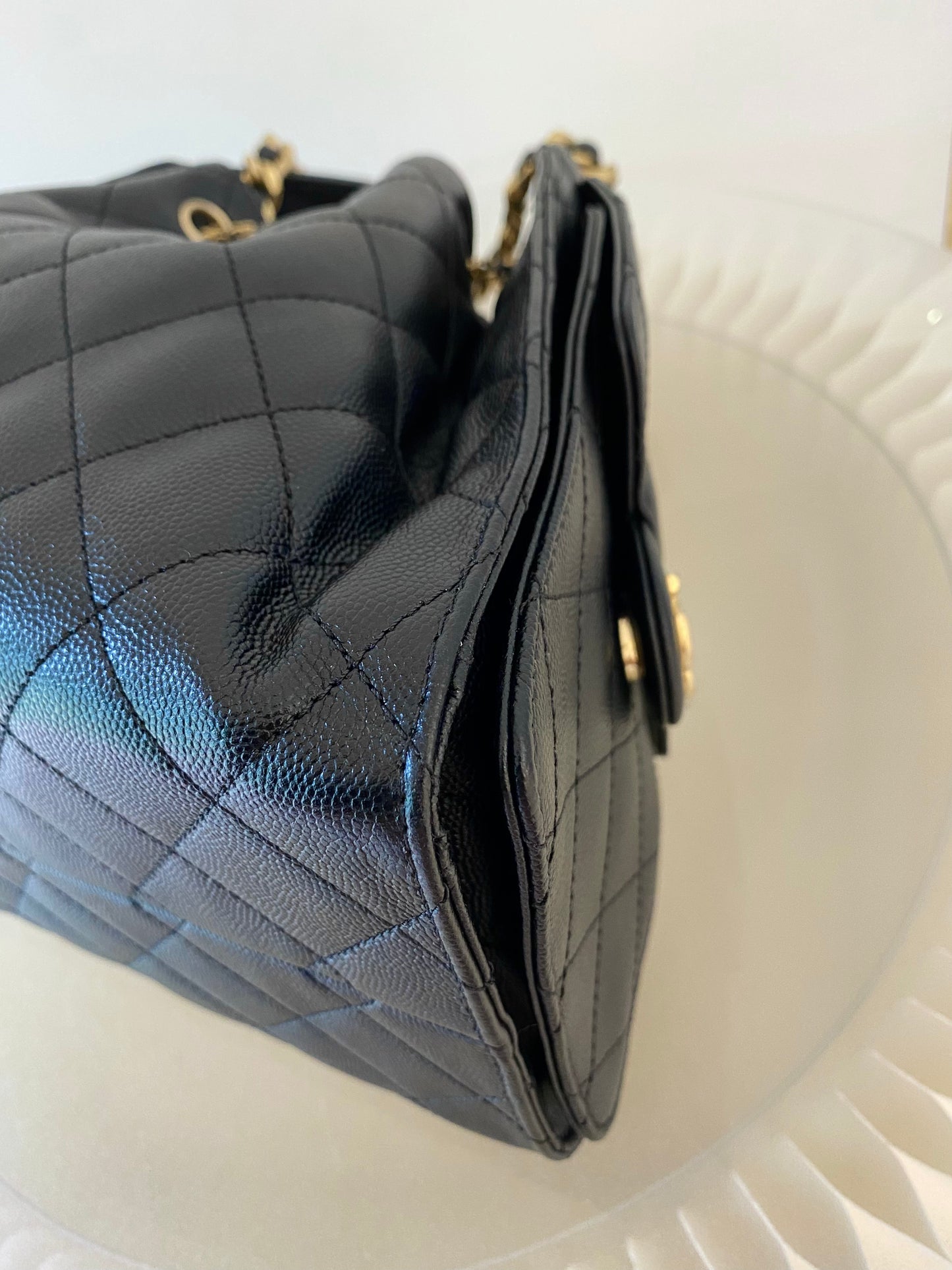 Chanel 25 Small Caviar GHW