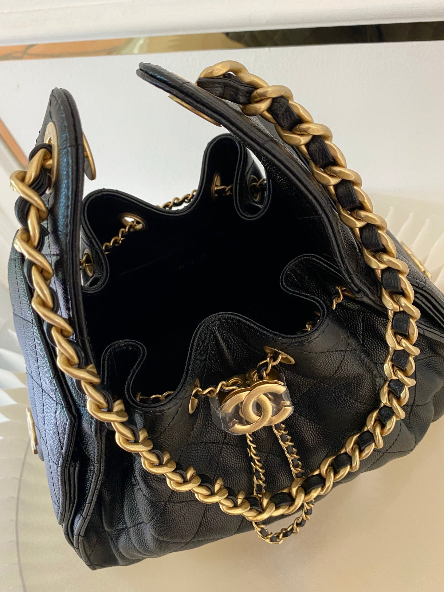 Chanel 25 Small Caviar GHW