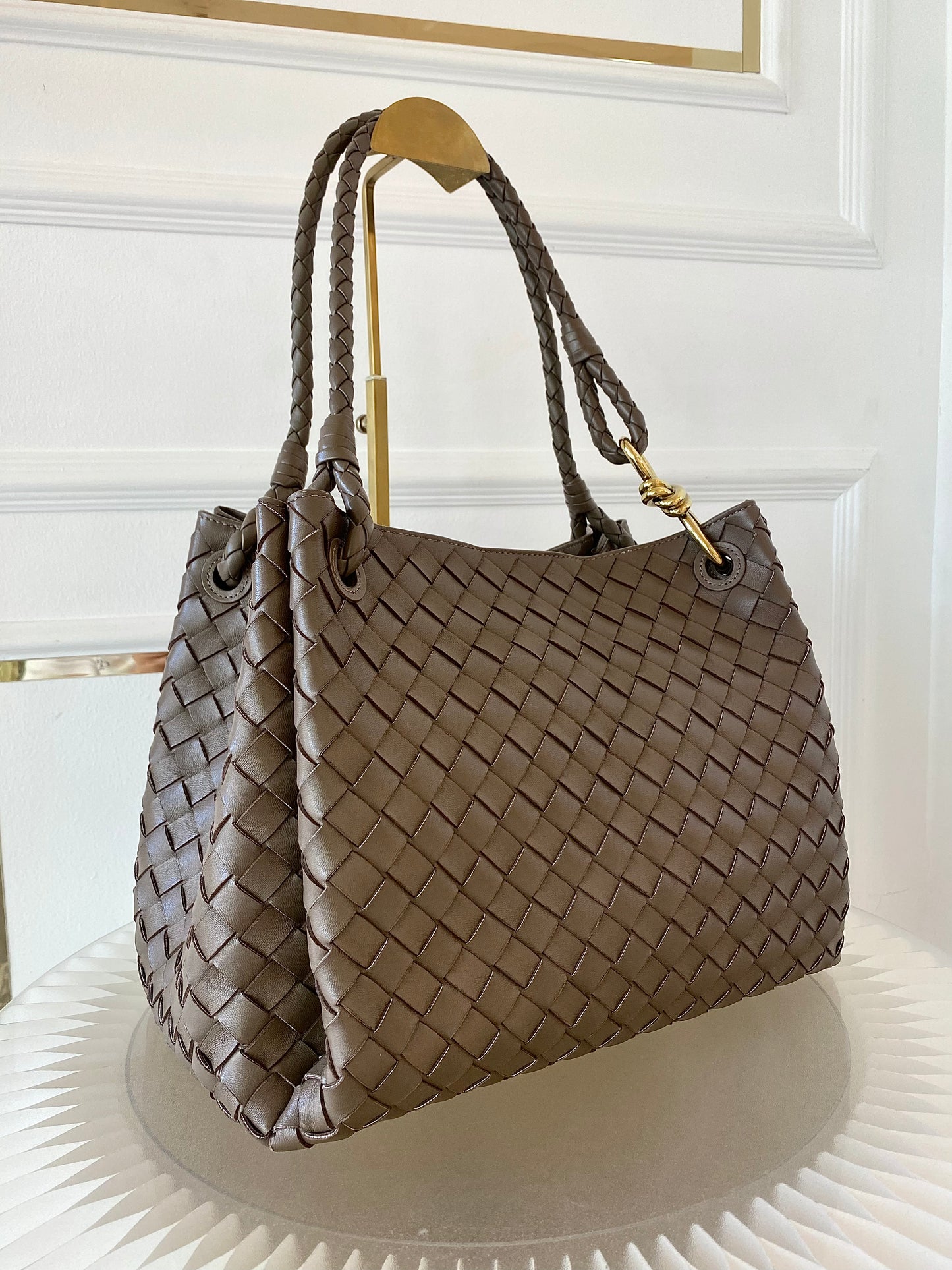 BOTTEGA VENETA Parachute Bag in Brown Intercciato Leather