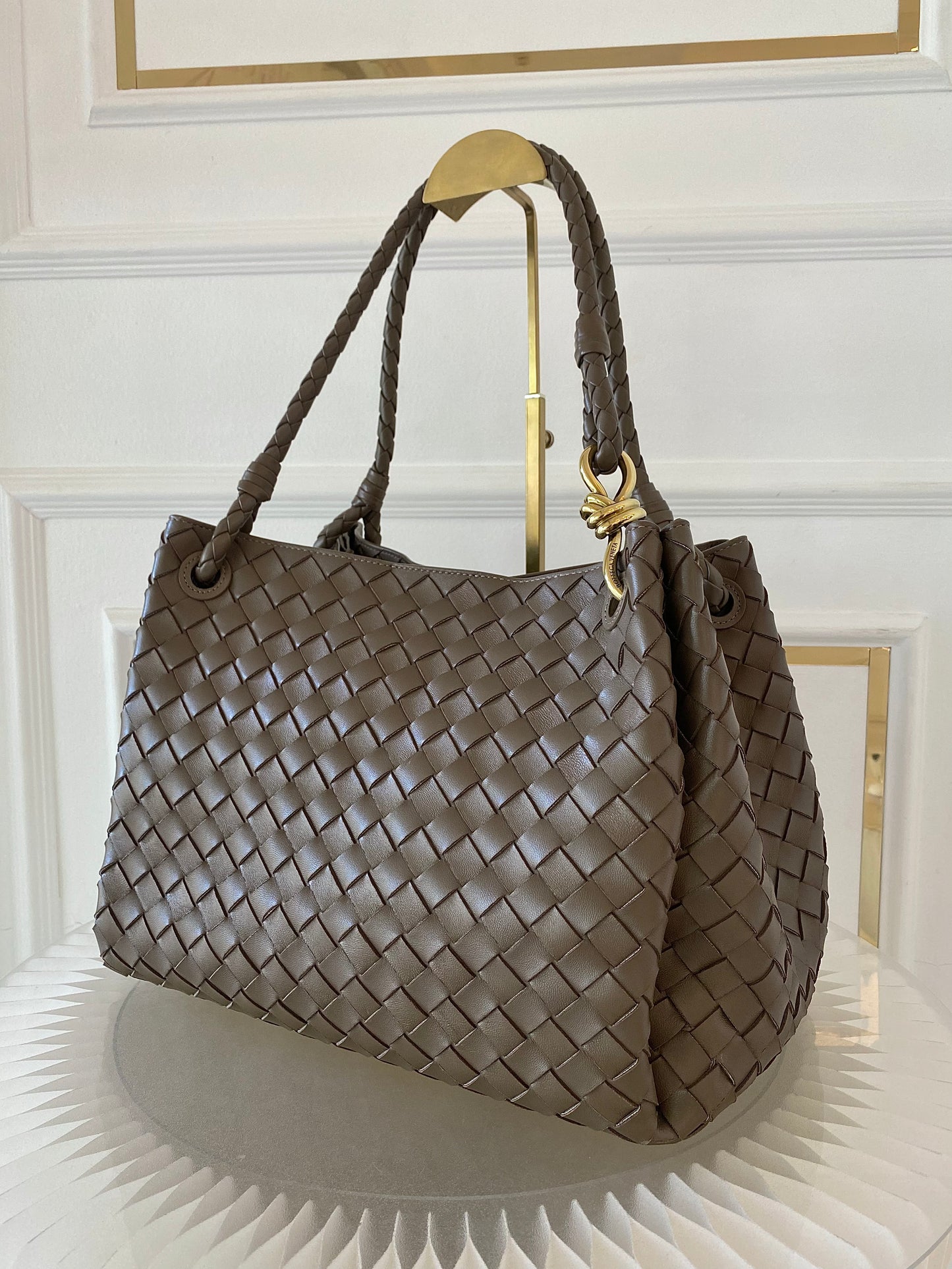 BOTTEGA VENETA Parachute Bag in Brown Intercciato Leather