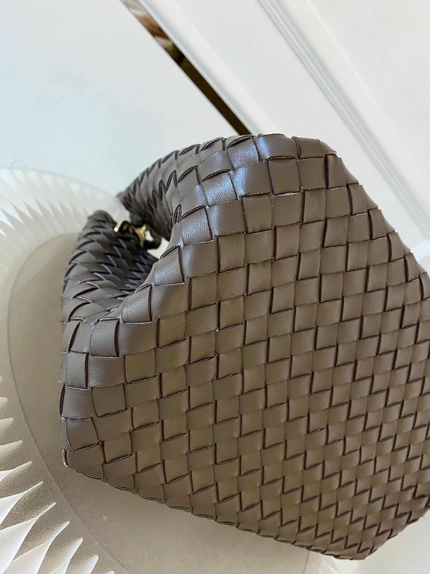 BOTTEGA VENETA Parachute Bag in Brown Intercciato Leather