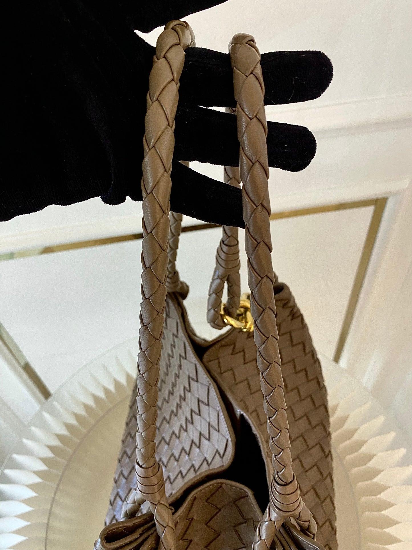 BOTTEGA VENETA Parachute Bag in Brown Intercciato Leather
