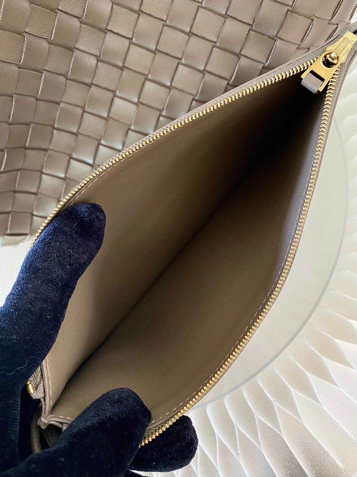 BOTTEGA VENETA Parachute Bag in Brown Intercciato Leather