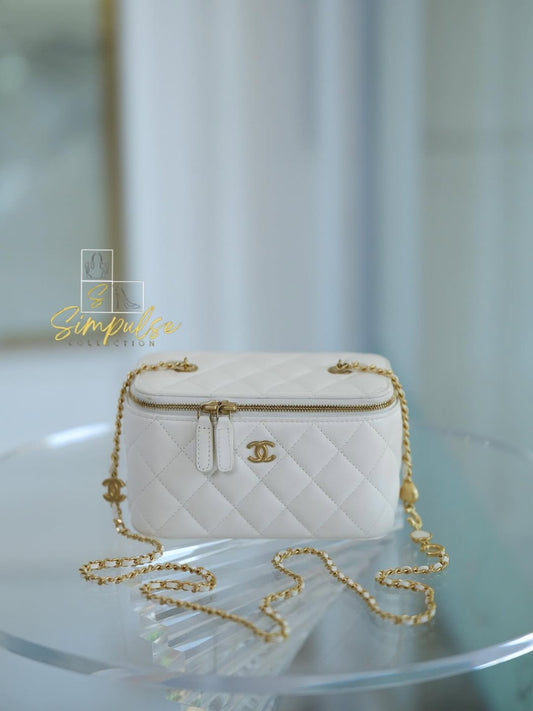 Chanel Vanity Coco White Gold