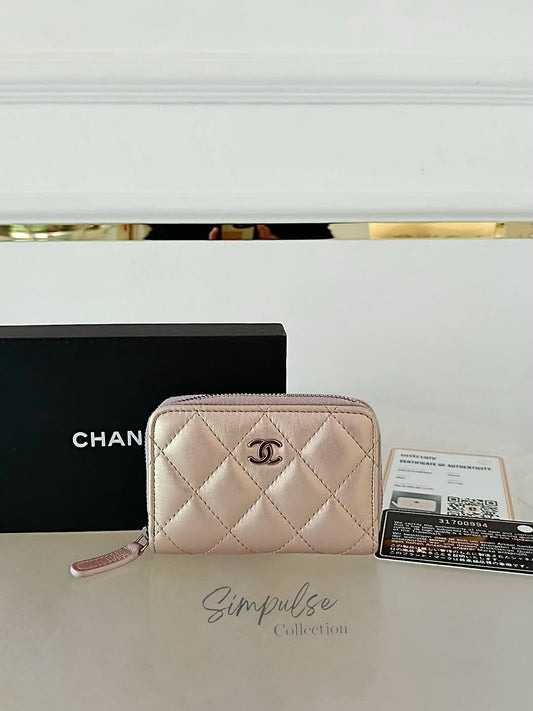 Chanel Cc Zip Pink Quilted Irediscent Leather Coin Purse