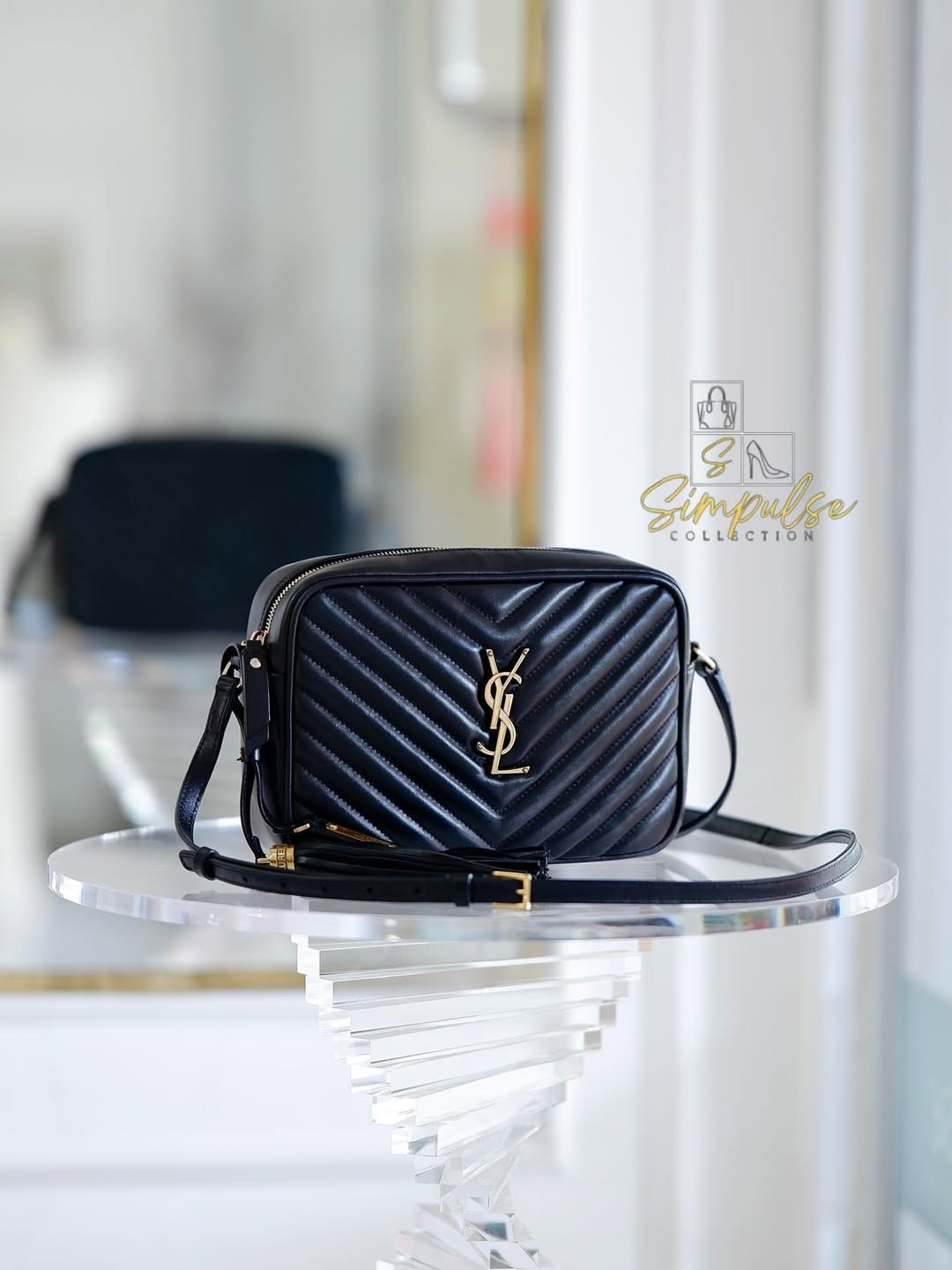 Yves Saint Laurent Lou Camera Black Quilted Calf Leather GHW Bag