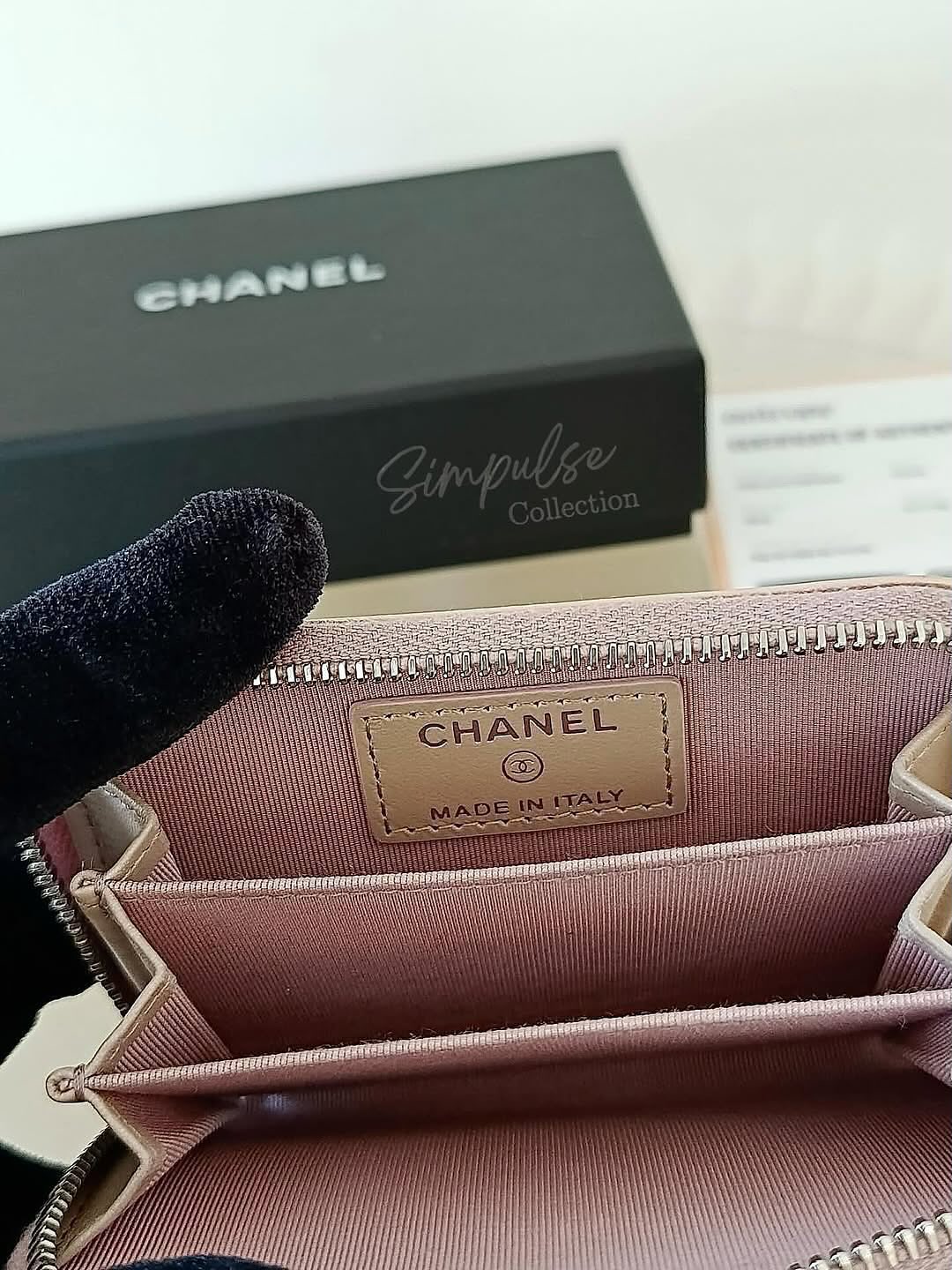 Chanel Cc Zip Pink Quilted Irediscent Leather Coin Purse