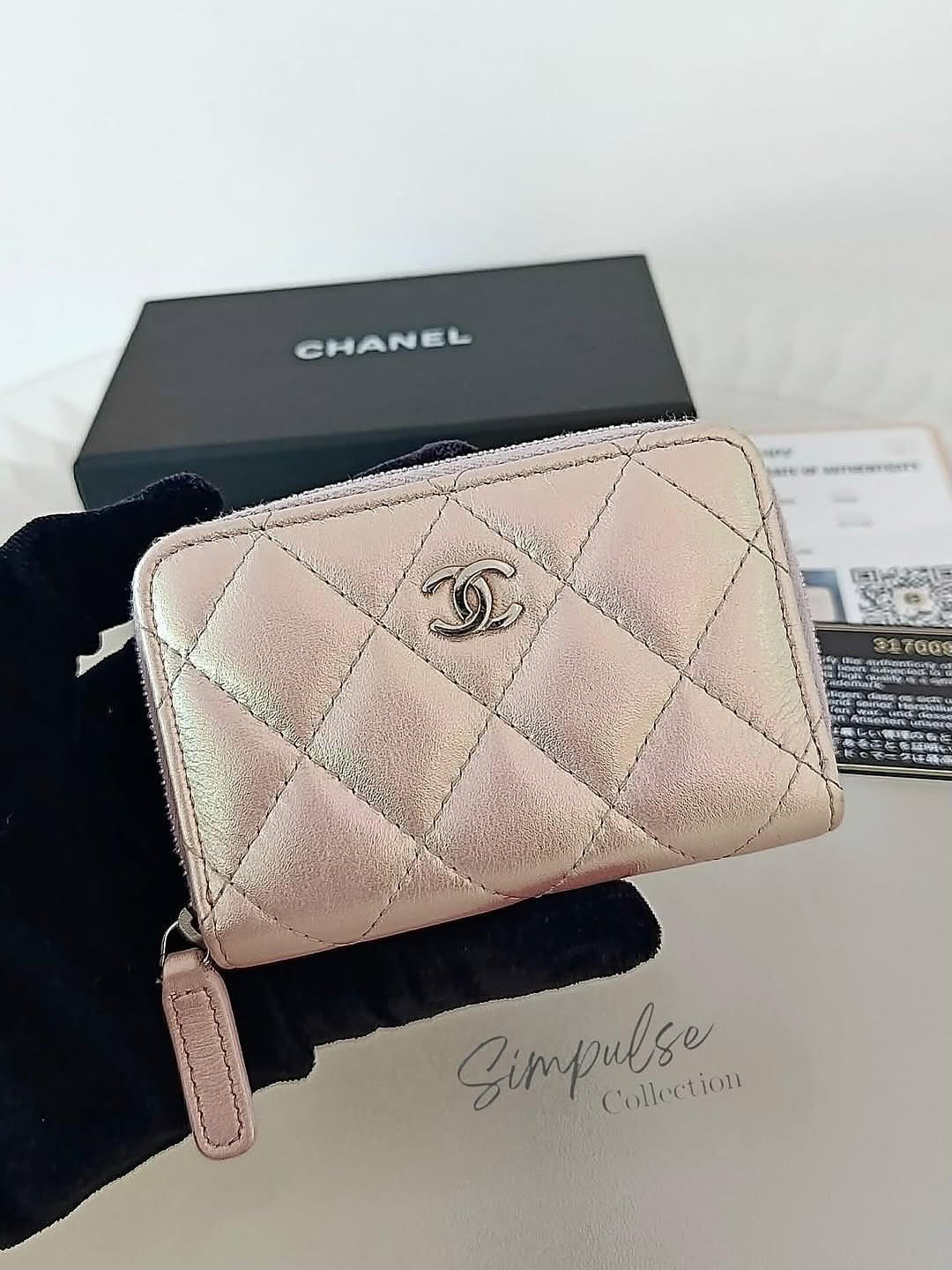 Chanel Cc Zip Pink Quilted Irediscent Leather Coin Purse