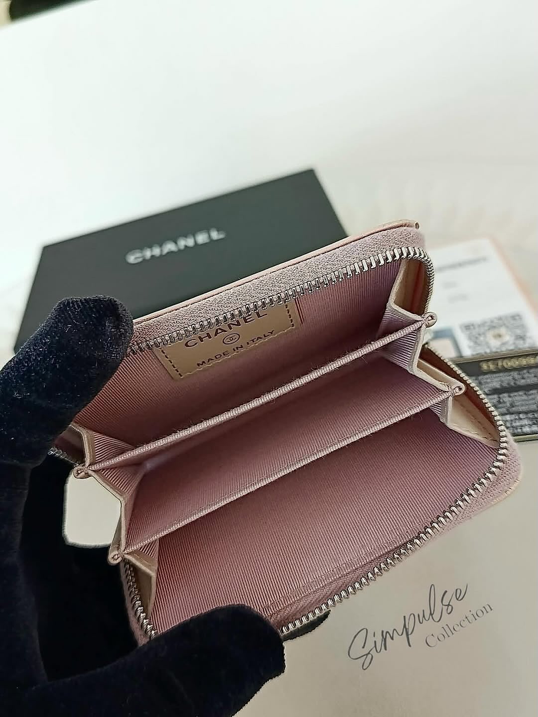 Chanel Cc Zip Pink Quilted Irediscent Leather Coin Purse