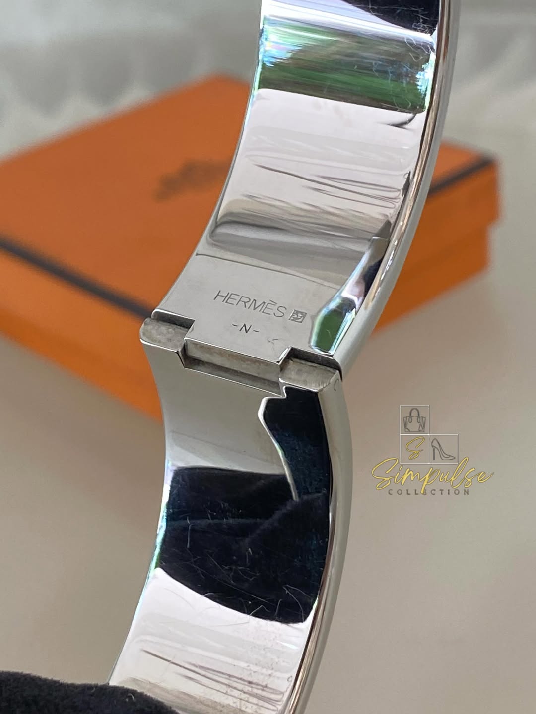 HERMES Clic Clac Wide Pm Size Red Enamel PHW