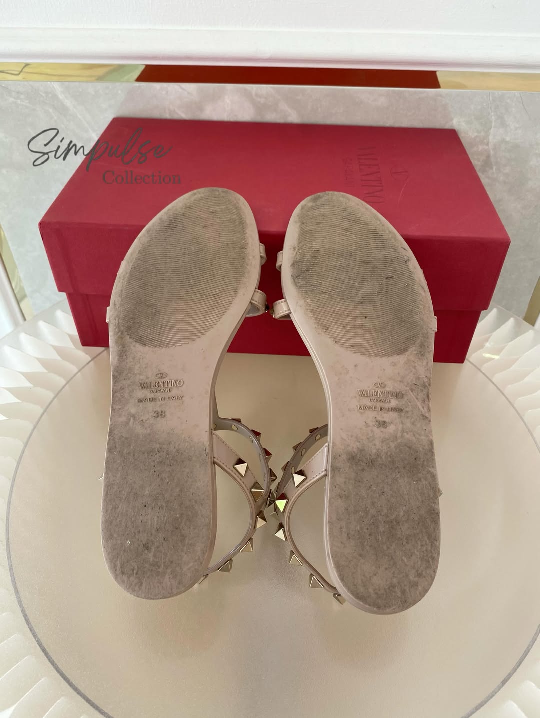 Valentino Garavani Rockstud Flat Rubber Sandals Nude