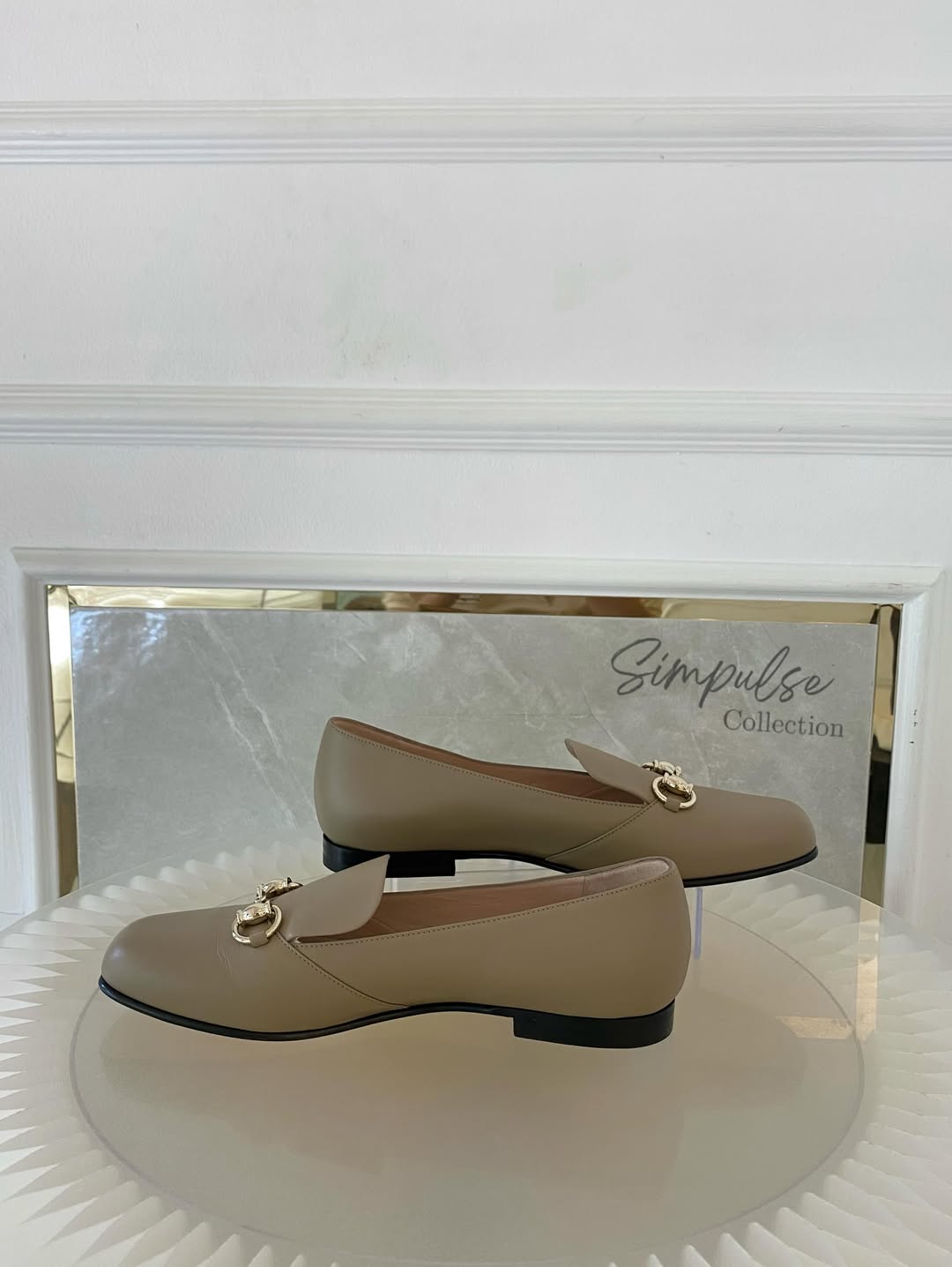 Gucci Horsebit Loafers Beige