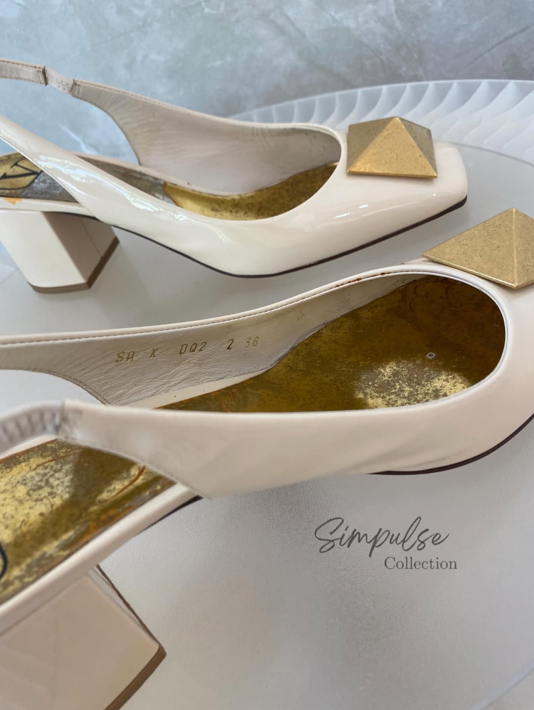 Valentino Garavani One Stud Slingback Pumps