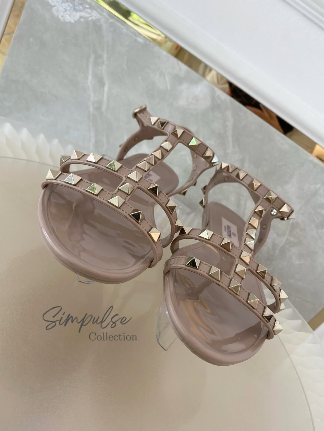 Valentino Garavani Rockstud Flat Rubber Sandals Nude
