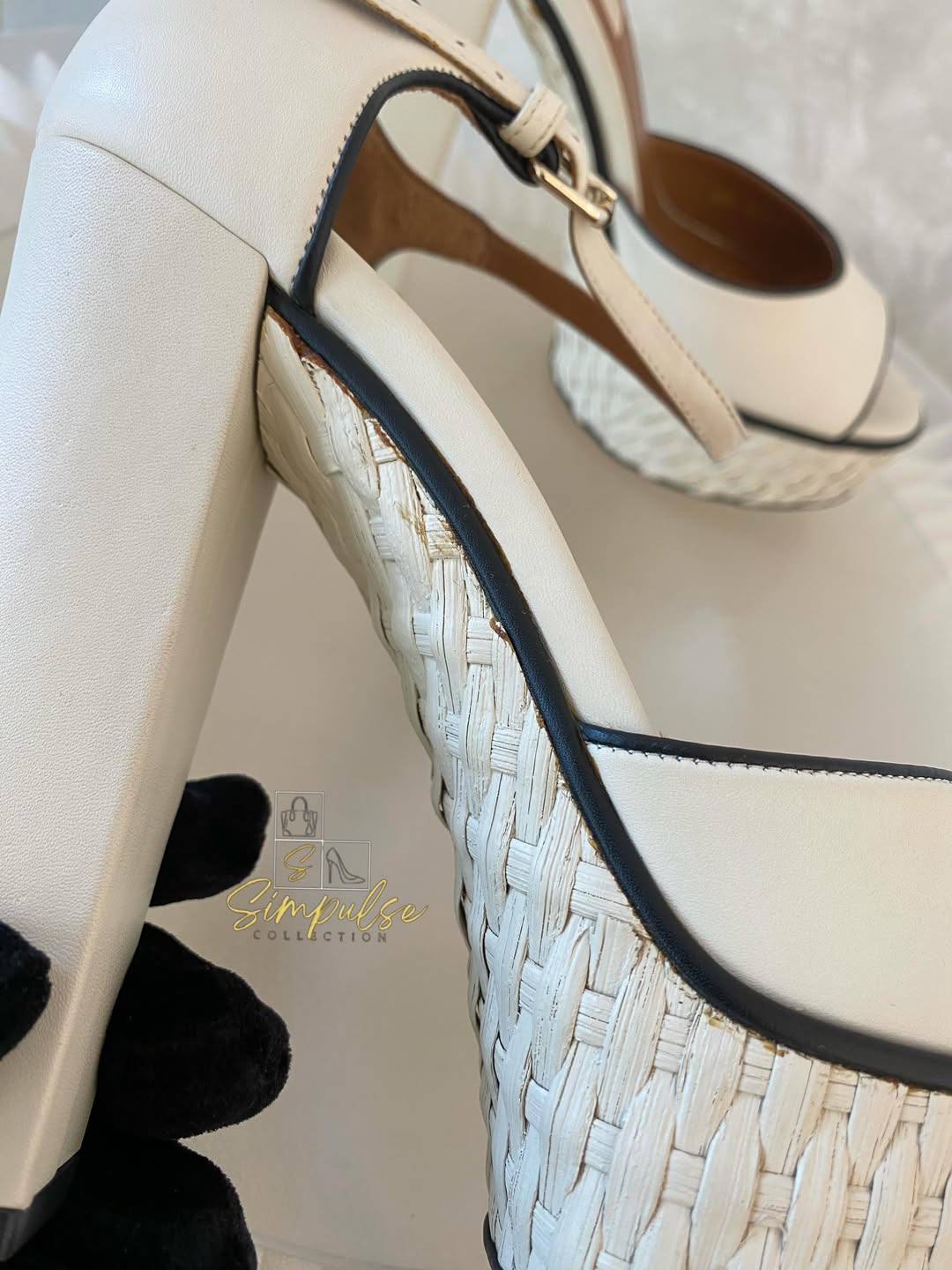 VLTN Cream Leather Platform Ankle Strap Pumps