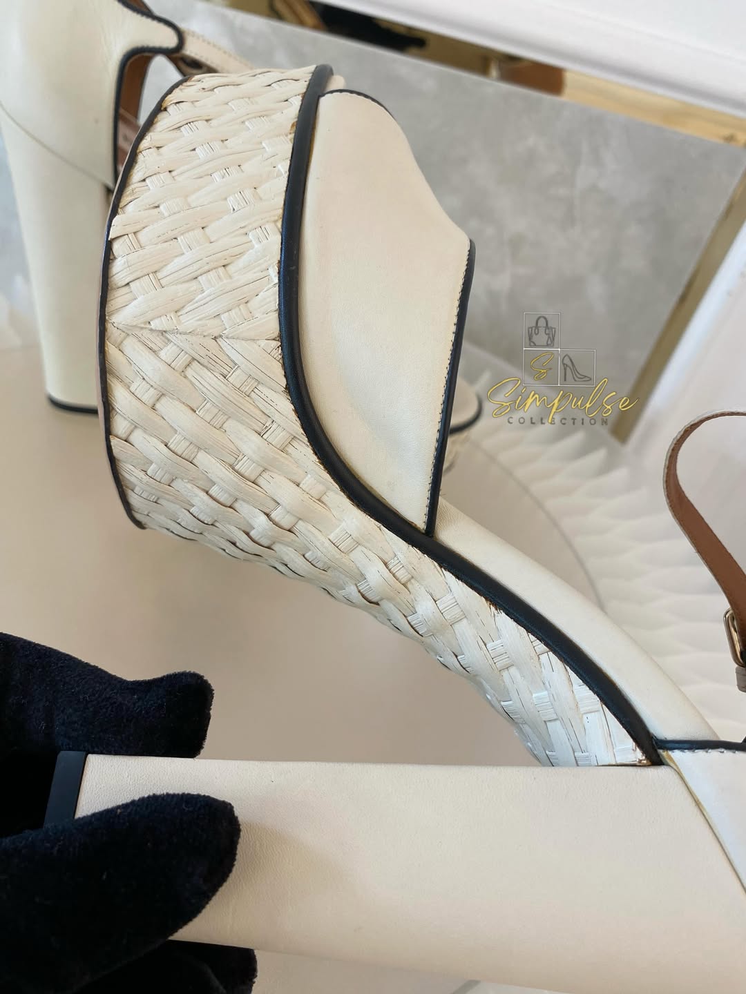 VLTN Cream Leather Platform Ankle Strap Pumps