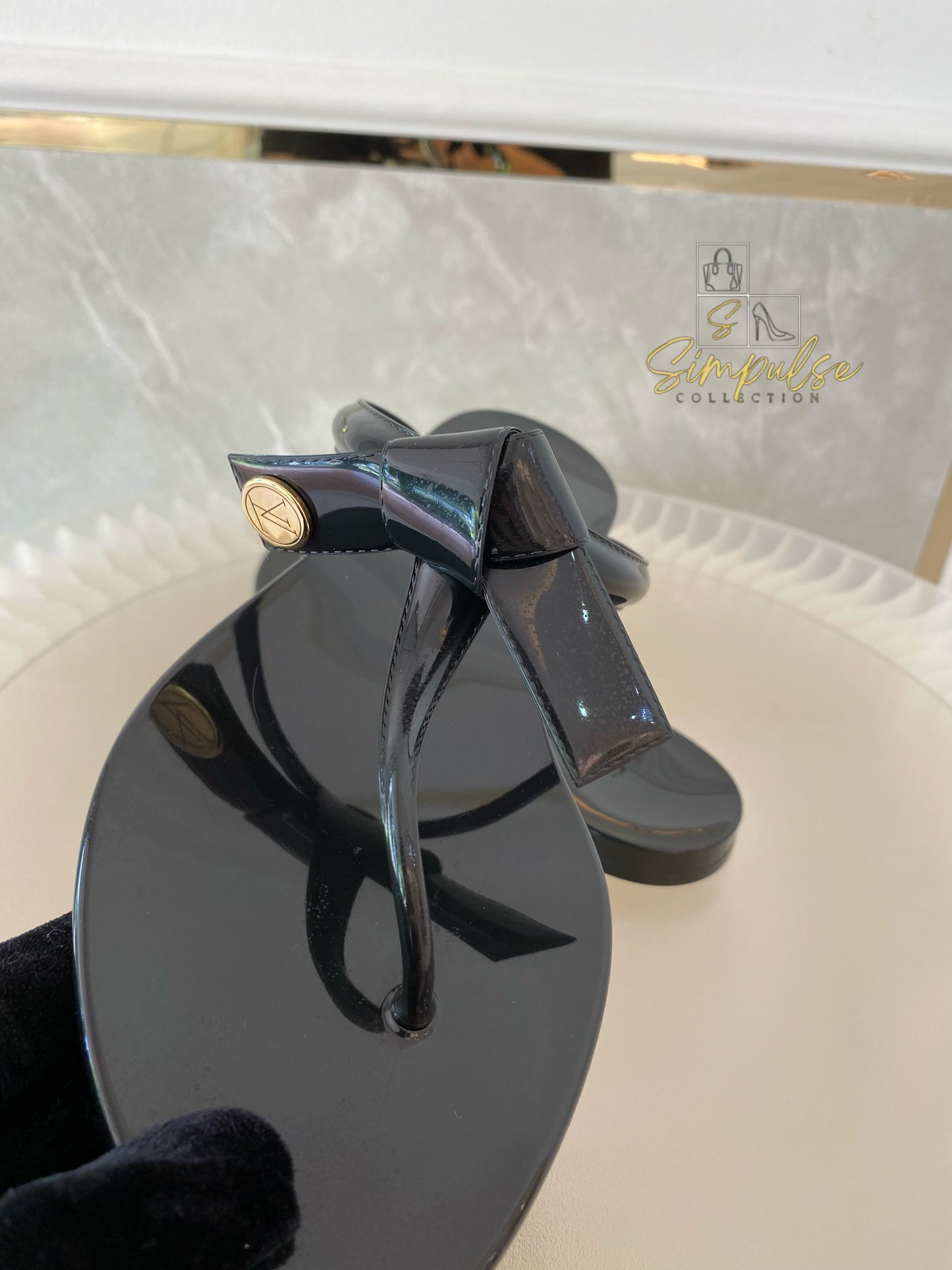 Louis Vuitton Jelly Sea Star Thong Flat