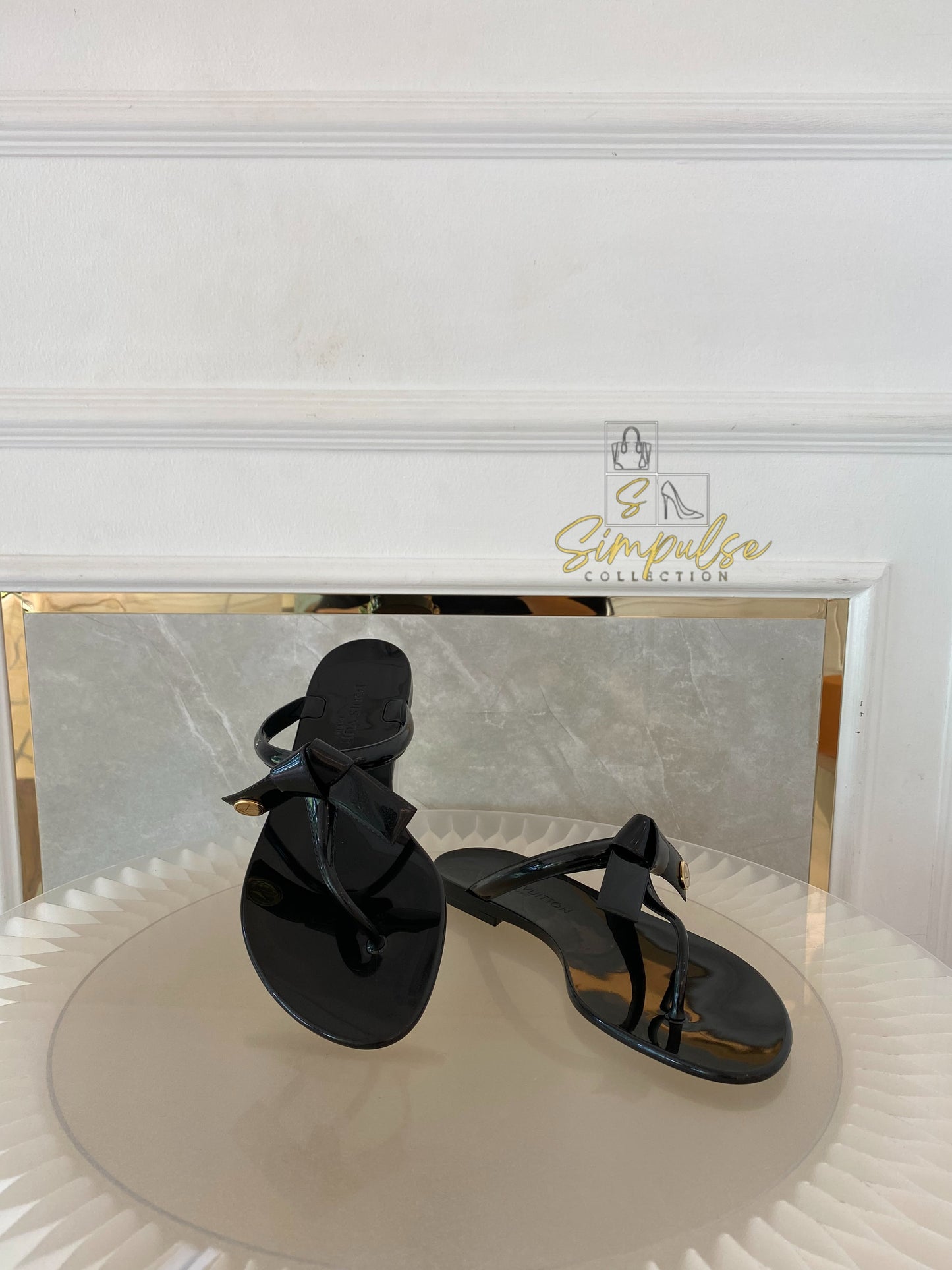 Louis Vuitton Jelly Sea Star Thong Flat