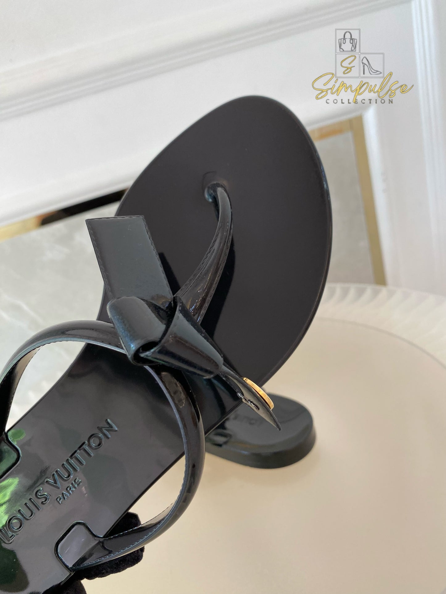 Louis Vuitton Jelly Sea Star Thong Flat