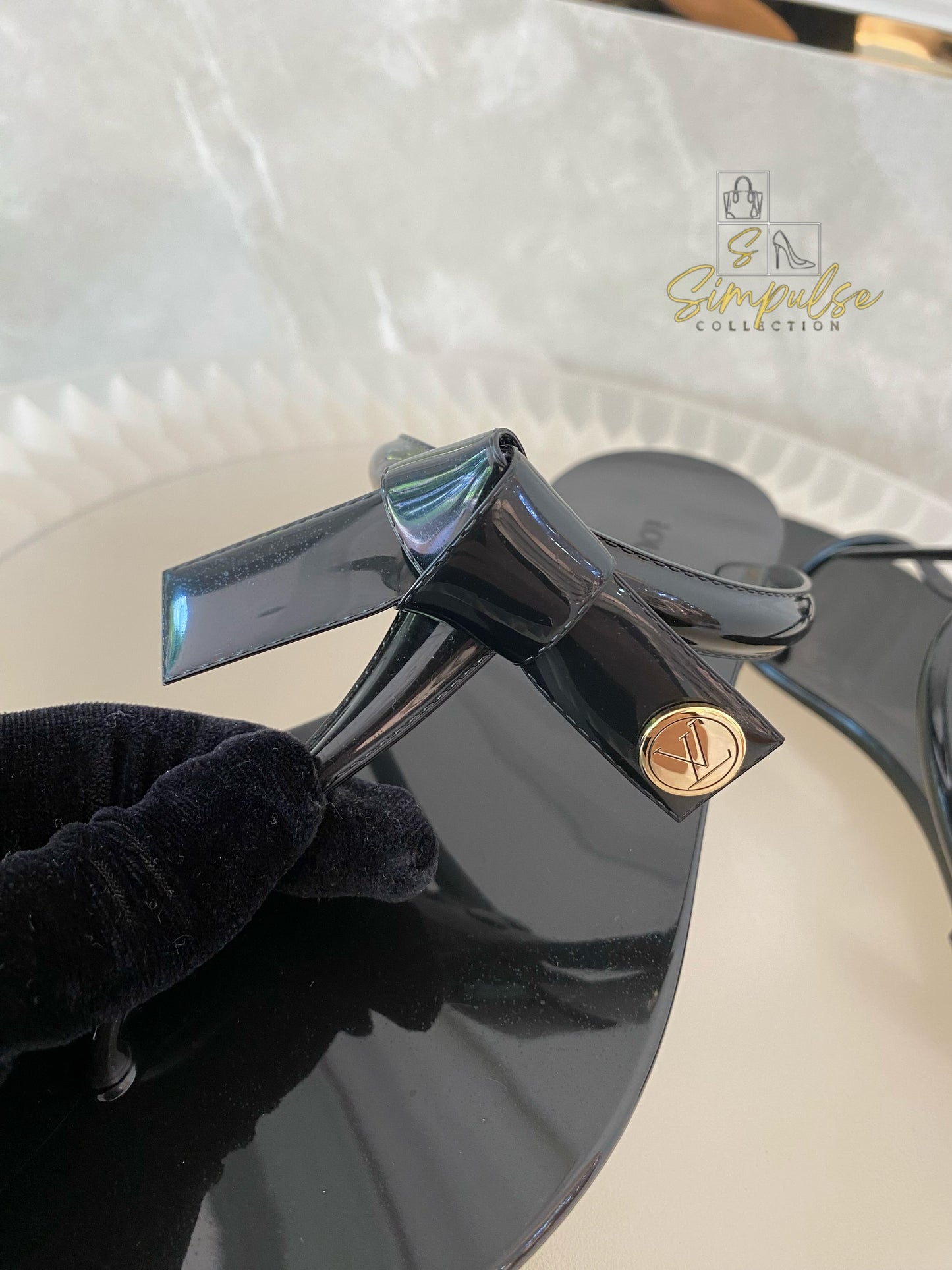 Louis Vuitton Jelly Sea Star Thong Flat