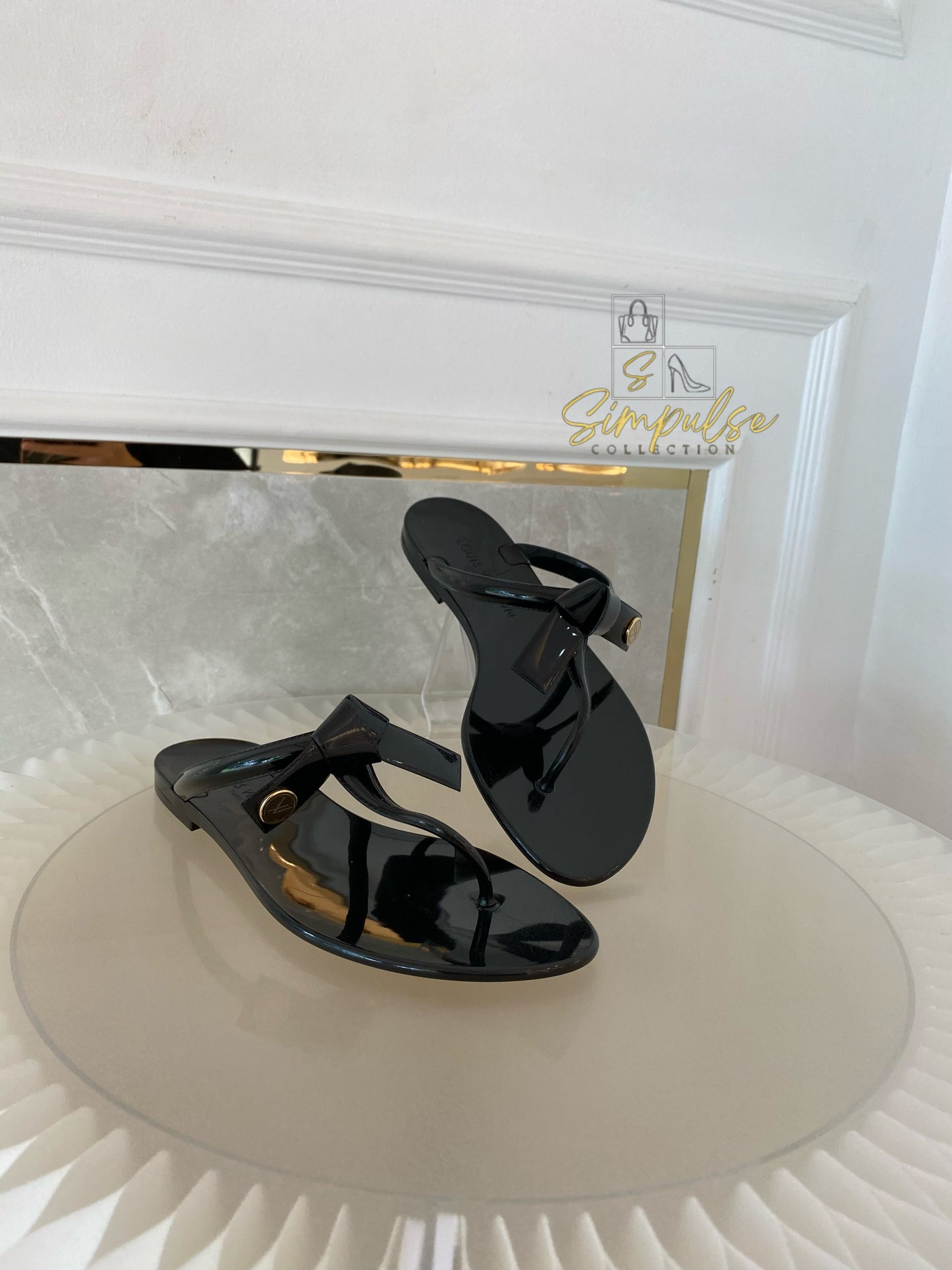 Louis Vuitton Jelly Sea Star Thong Flat