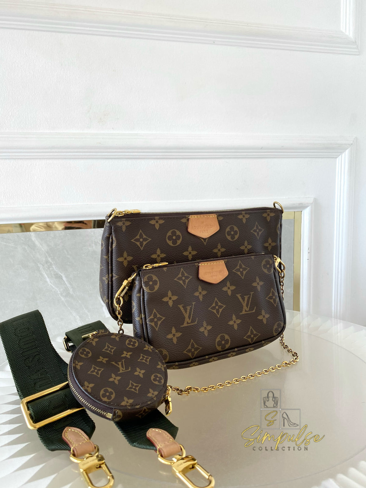 LOUIS VUITTON MULTI POCHETTE MONOGRAM W/GREEN STRAP