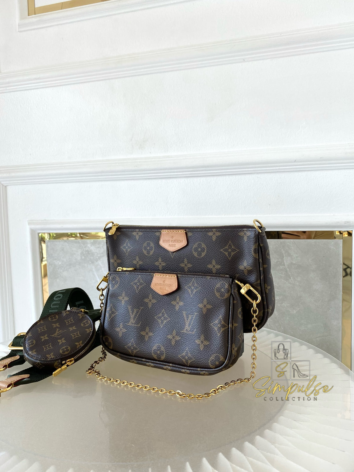 LOUIS VUITTON MULTI POCHETTE MONOGRAM W/GREEN STRAP