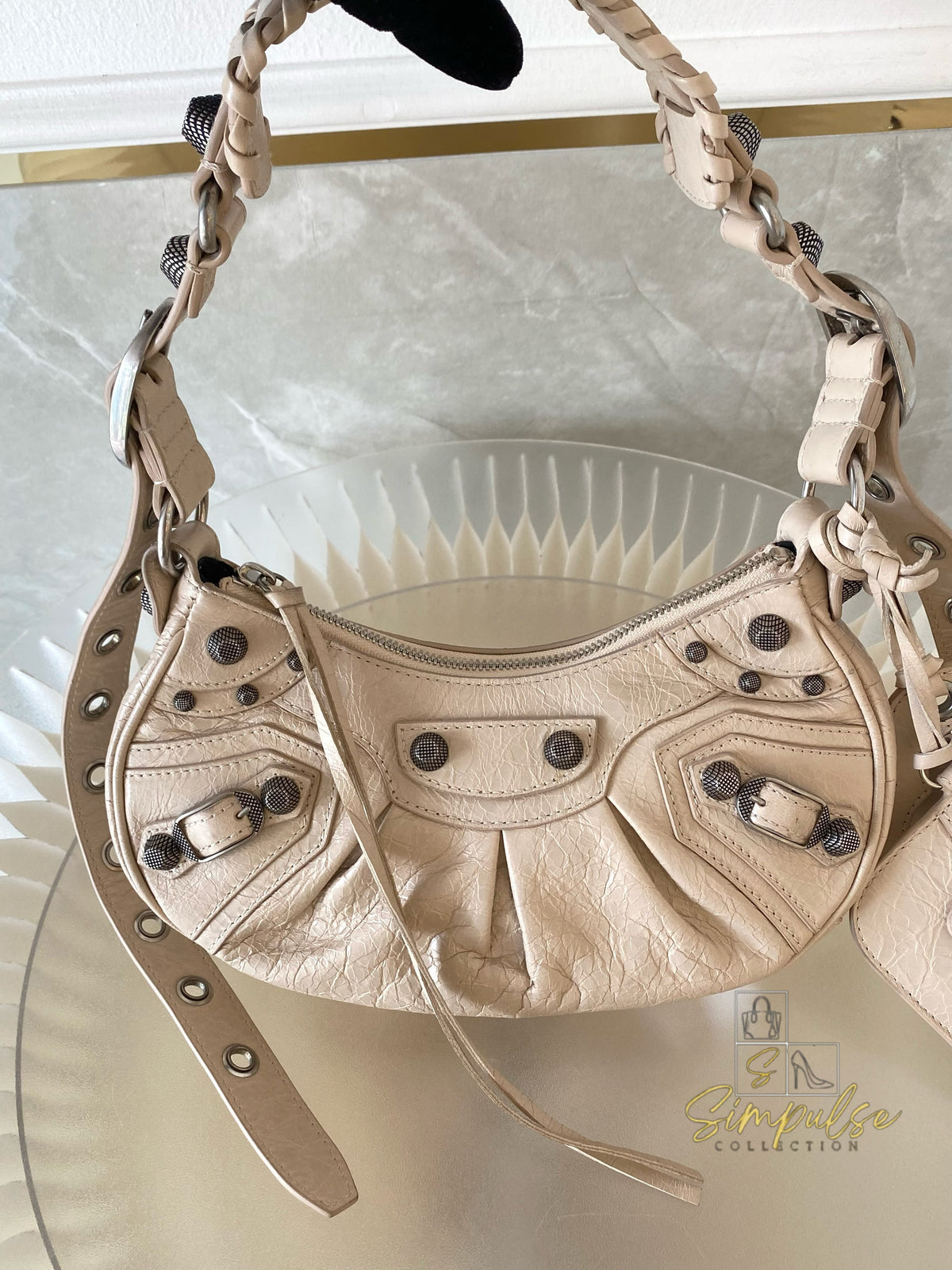 BALENCIAGA LE CAGOLE Xs SHOULDER BAG LAMBSKIN