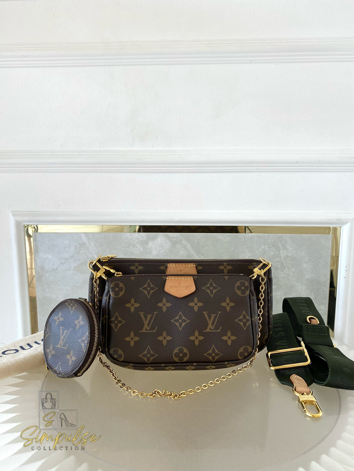 LOUIS VUITTON MULTI POCHETTE MONOGRAM W/GREEN STRAP