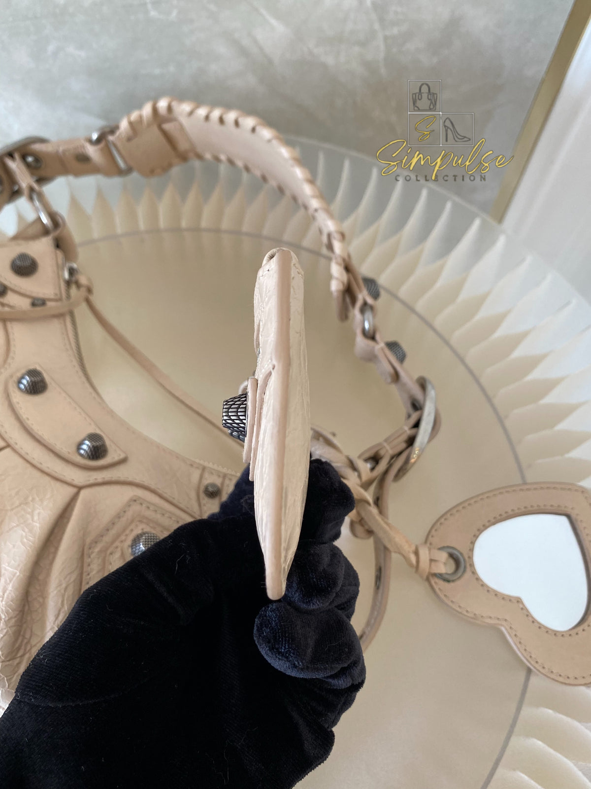 BALENCIAGA LE CAGOLE Xs SHOULDER BAG LAMBSKIN